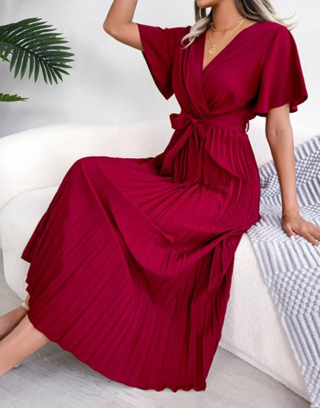 saburona A-Linien-Kleid Einfarbiges, kurzärmliges, plissiertes Chiffonkleid günstig online kaufen