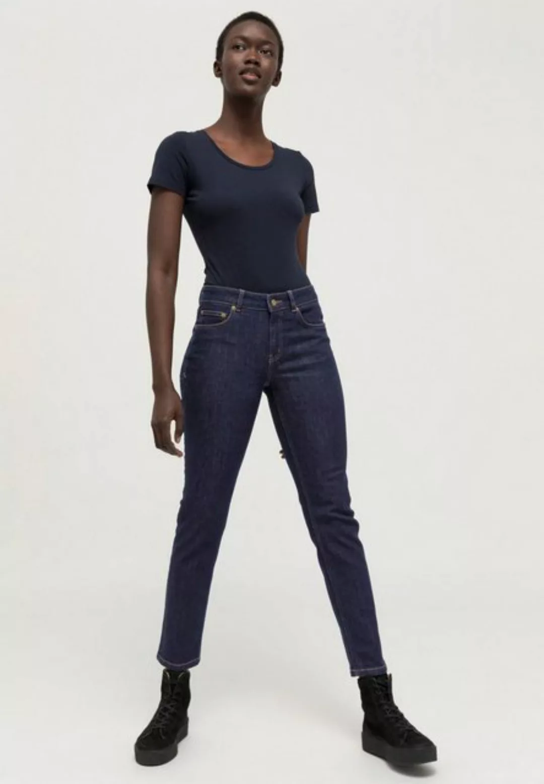 Hessnatur 5-Pocket-Jeans LEA Mid Rise Slim aus Bio-Denim (1-tlg) günstig online kaufen