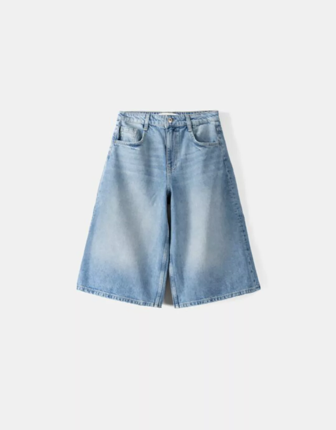 Bershka Jort-Bermudas Aus Denim Im Baggy-Stil Bskteen 36 Ausgewaschenes Bla günstig online kaufen