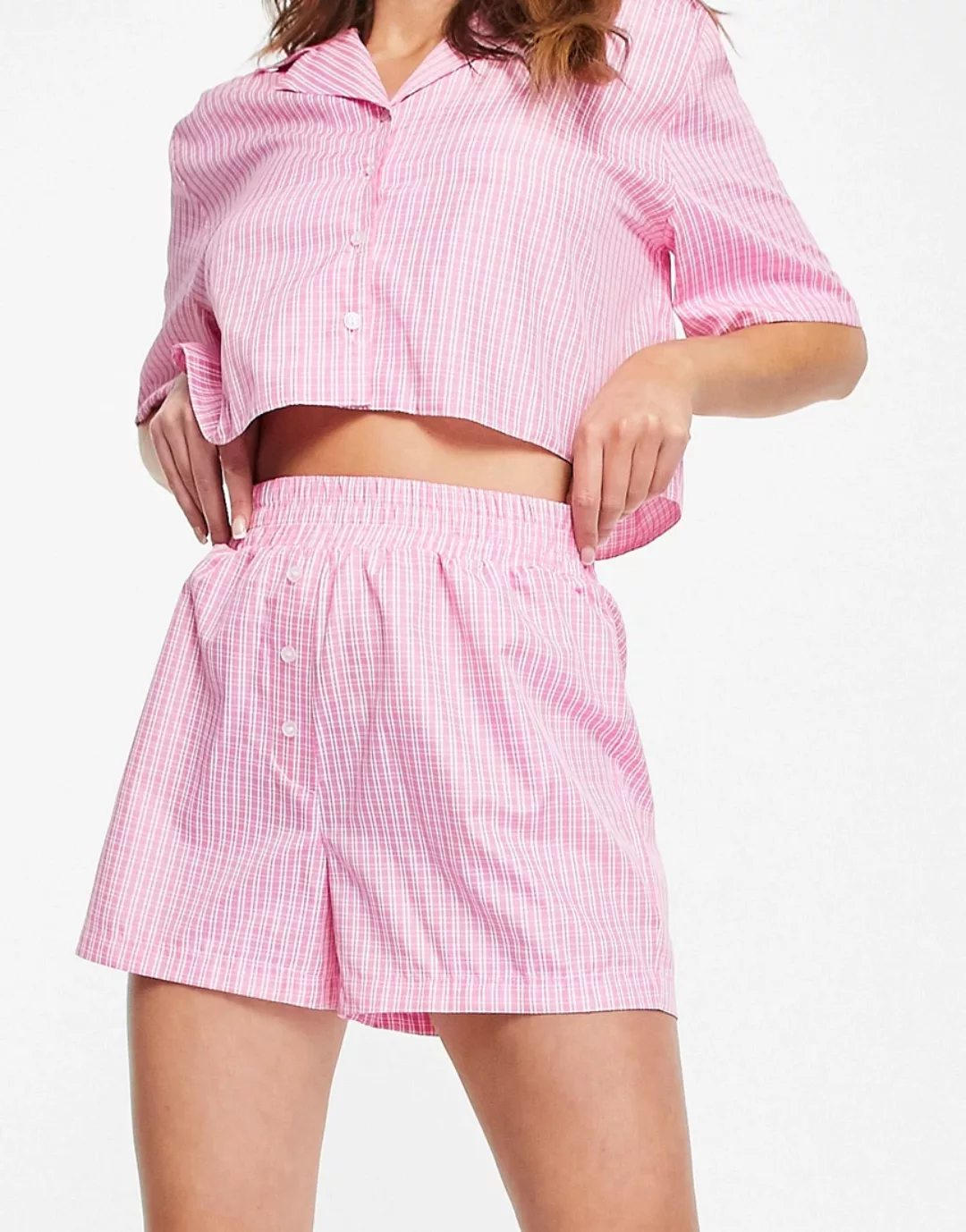 ASOS DESIGN – Gewebte Pyjama-Boxershorts mit Karomuster in Rosa günstig online kaufen