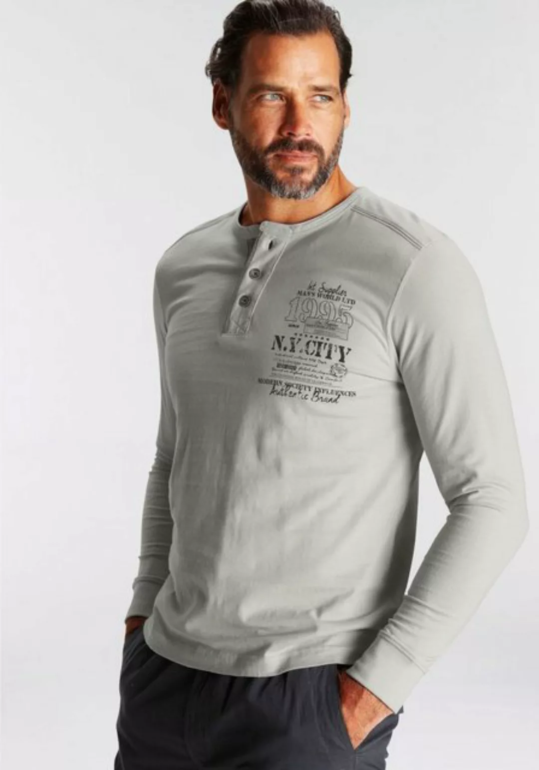 Man's World Henleyshirt mit Brustprint und Knopfleiste günstig online kaufen