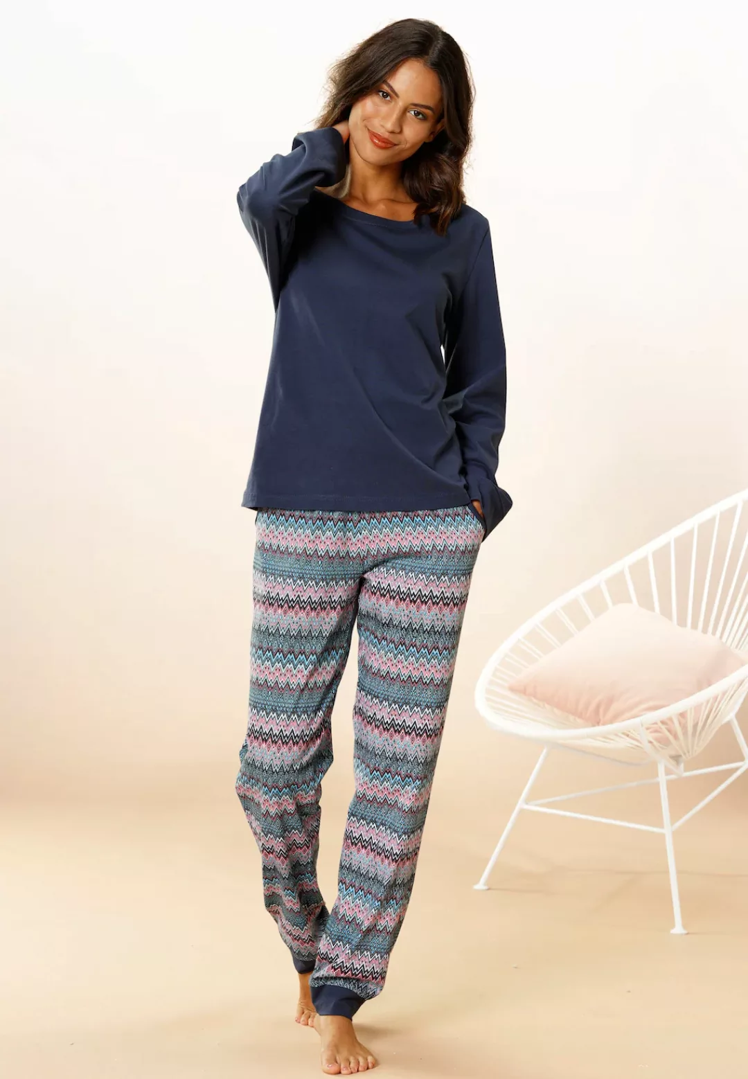 Vivance Dreams Pyjama, (2 tlg.), mit seitlichem Frontdruck günstig online kaufen