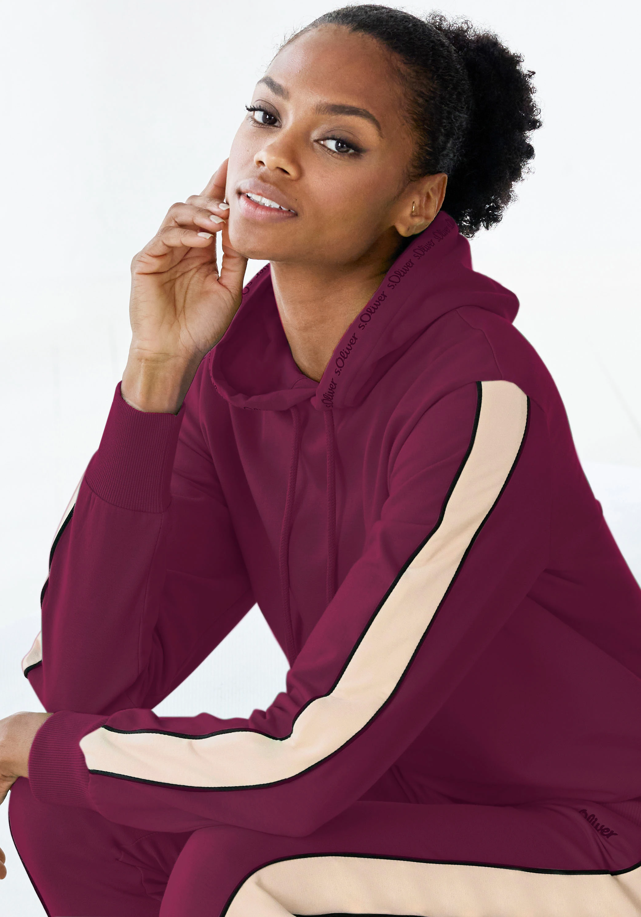 s.Oliver Hoodie, mit Kontrast Einsätzen, Loungewear günstig online kaufen