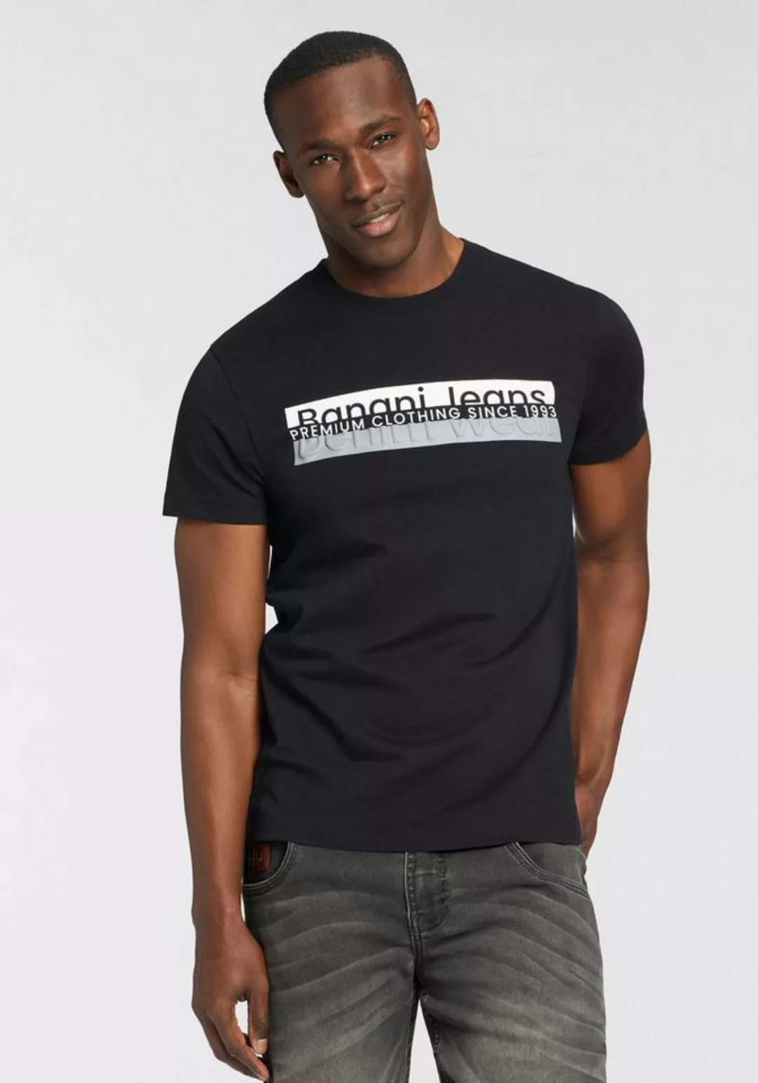 Bruno Banani T-Shirt mit modischem Frontprint günstig online kaufen