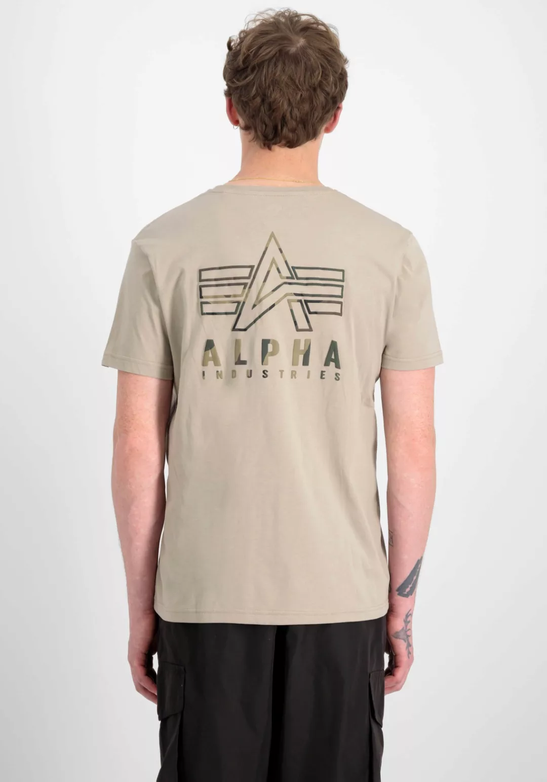 Alpha Industries Rundhalsshirt "Camo Logo Puff Print BP T" günstig online kaufen