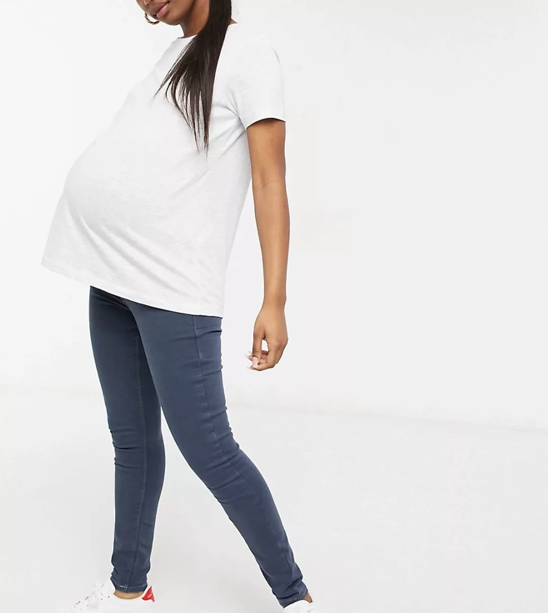 River Island Maternity – Jeans mit engem Schnitt und hohem Überbauch-Bund i günstig online kaufen
