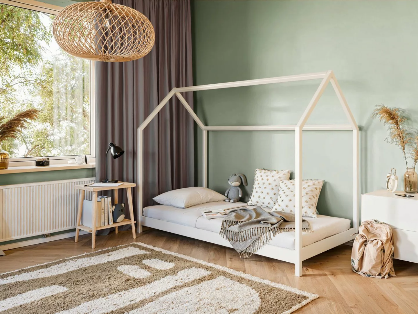 thematys Hausbett Kinderbett Weiß, Montessori-Stil Weiß oder Natur (Bodenbe günstig online kaufen