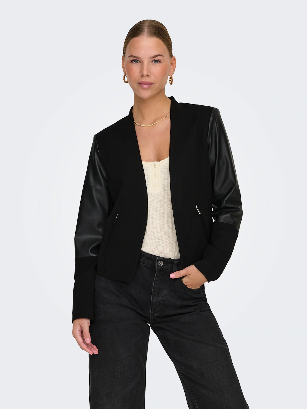 ONLY Kurzblazer ONLFARIDA LIFE L/S ZIP PU DET BLAZER TLR günstig online kaufen