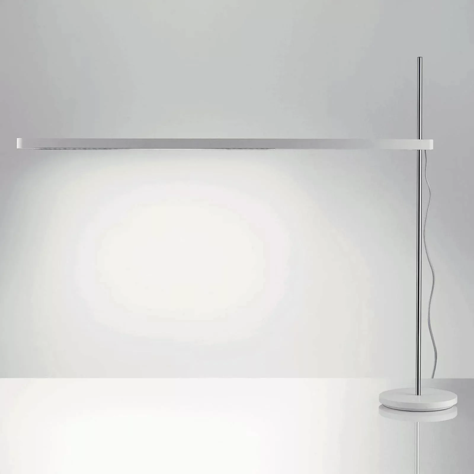 Artemide Talak Professional LED-Tischleuchte weiß günstig online kaufen