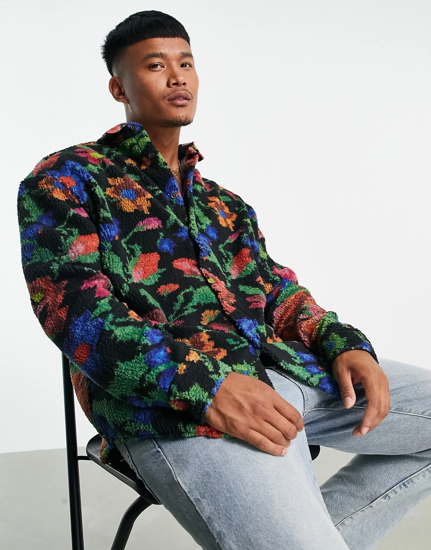 ASOS DESIGN – Oversize-Hemd im Stil der 90er aus Teddyfell mit Blumenmuster günstig online kaufen