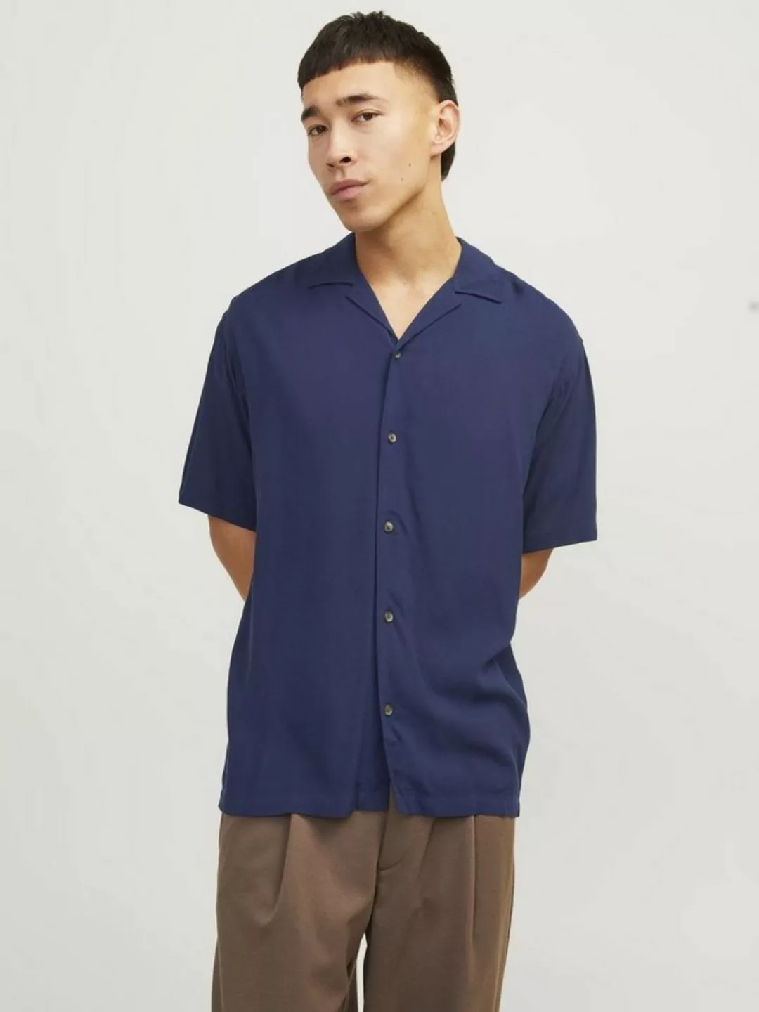 Jack & Jones Kurzarmhemd JJEJEFF SOLID RESORT SHIRT SS SN günstig online kaufen