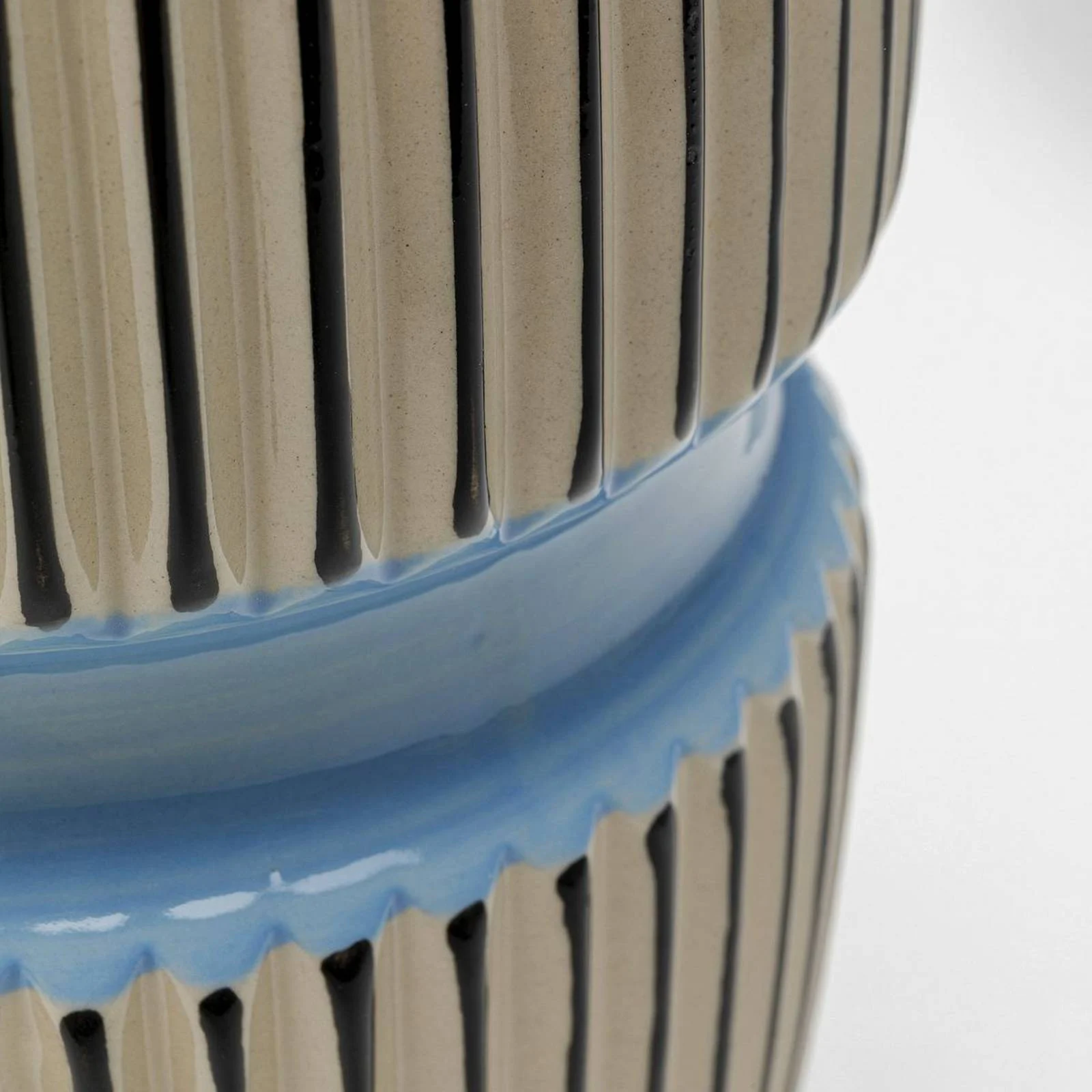 KARE Vase Calabria, blau/beige, Porzellan, handgearbeitet günstig online kaufen