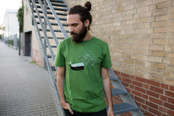 Whale Vs. Ships 3.0 Organic Men Shirt _ Green / Ilk01 günstig online kaufen