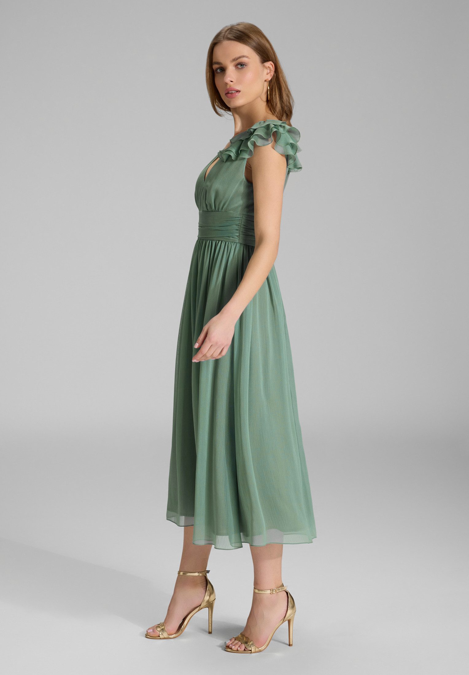 SWING Cocktailkleid Taillierter Schnitt mit ausgestelltem günstig online kaufen