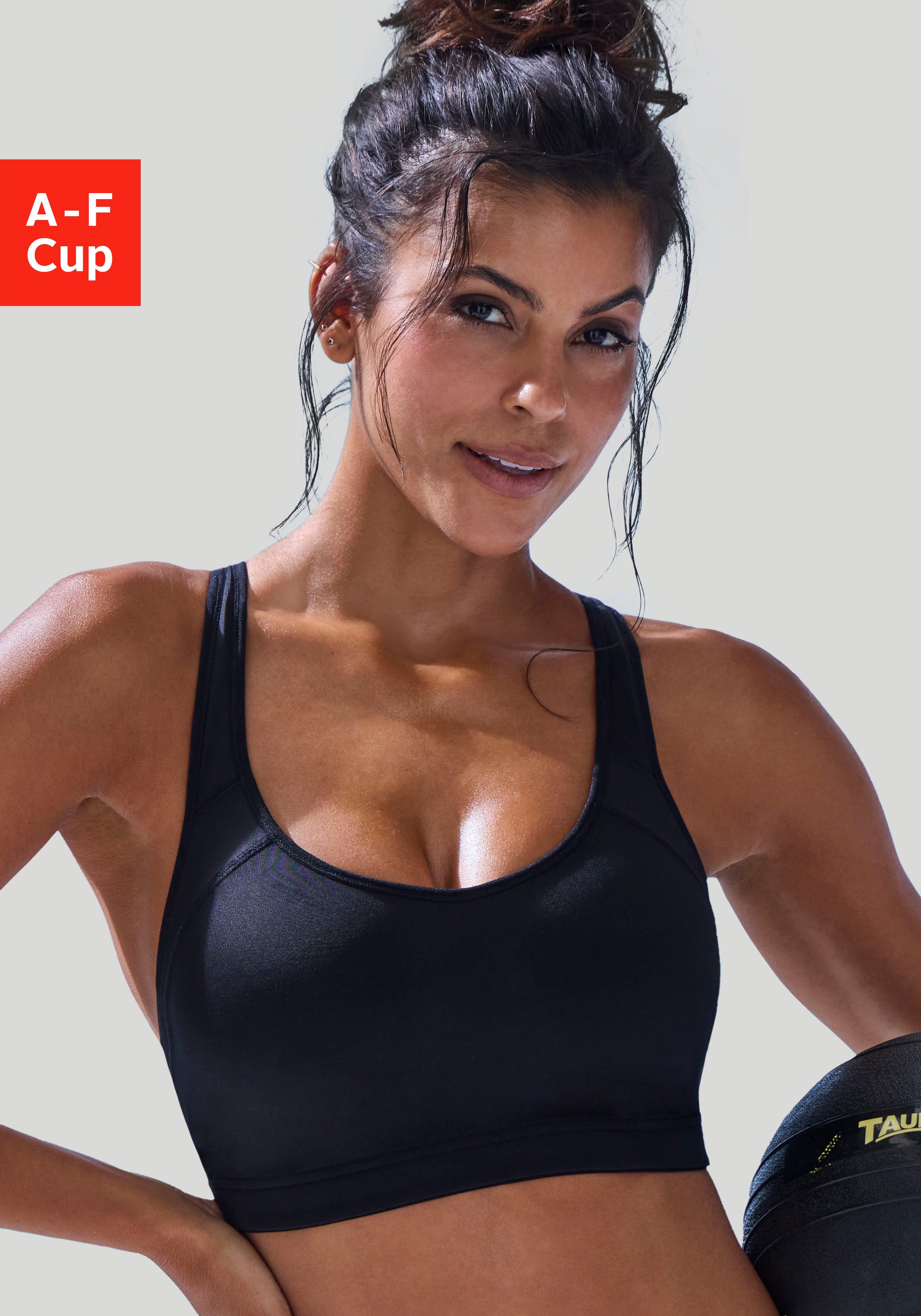 LASCANA ACTIVE Sport-BH, mit integrierten Schalen im Cup günstig online kaufen