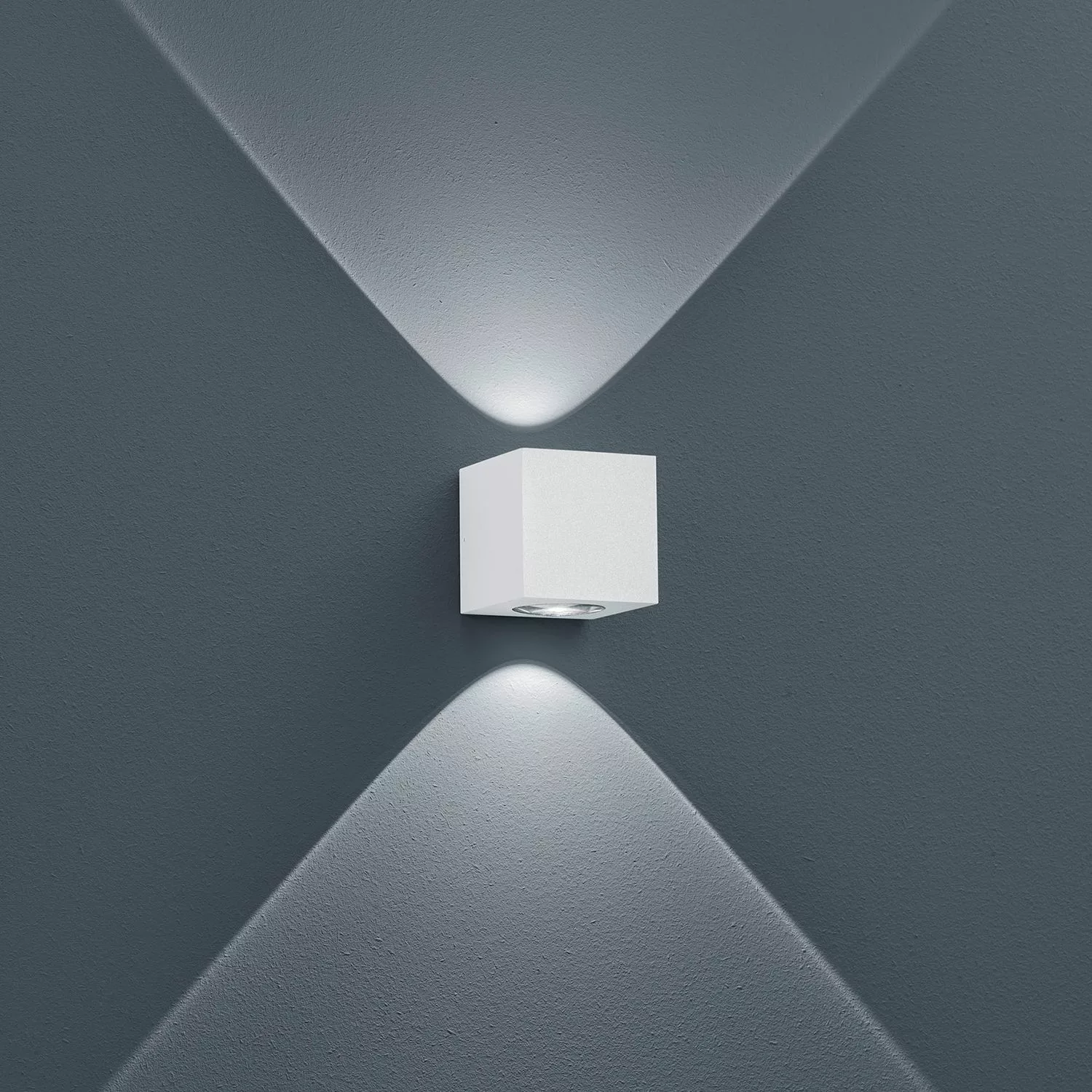 home24 Helestra LED-Wandleuchte Peka LED Modern Weiß Aluminium 8x8x8 cm (Bx günstig online kaufen