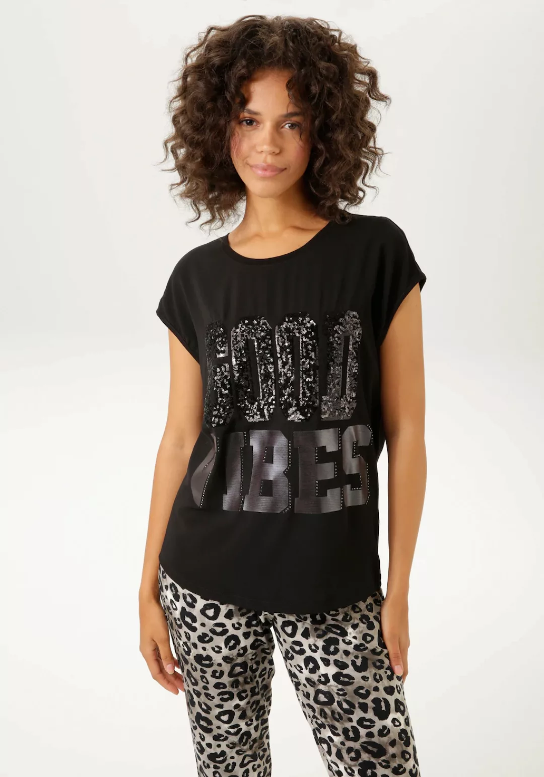 Aniston CASUAL Shirtbluse, mit Pailletten und Glitzersteinchen verziert günstig online kaufen