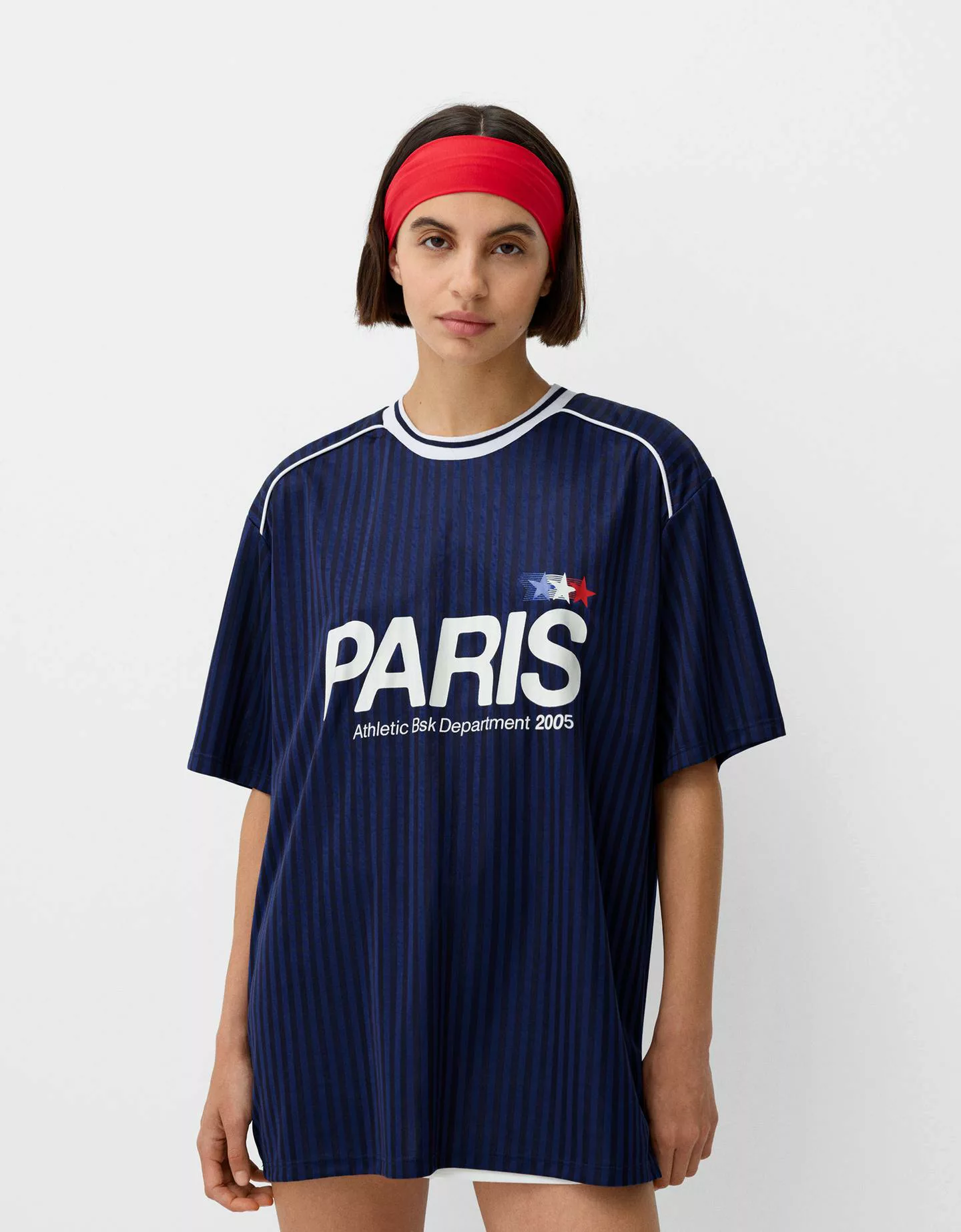 Bershka Sportliches T-Shirt Paris Mit Kurzen Ärmeln Damen L Marinenblau günstig online kaufen