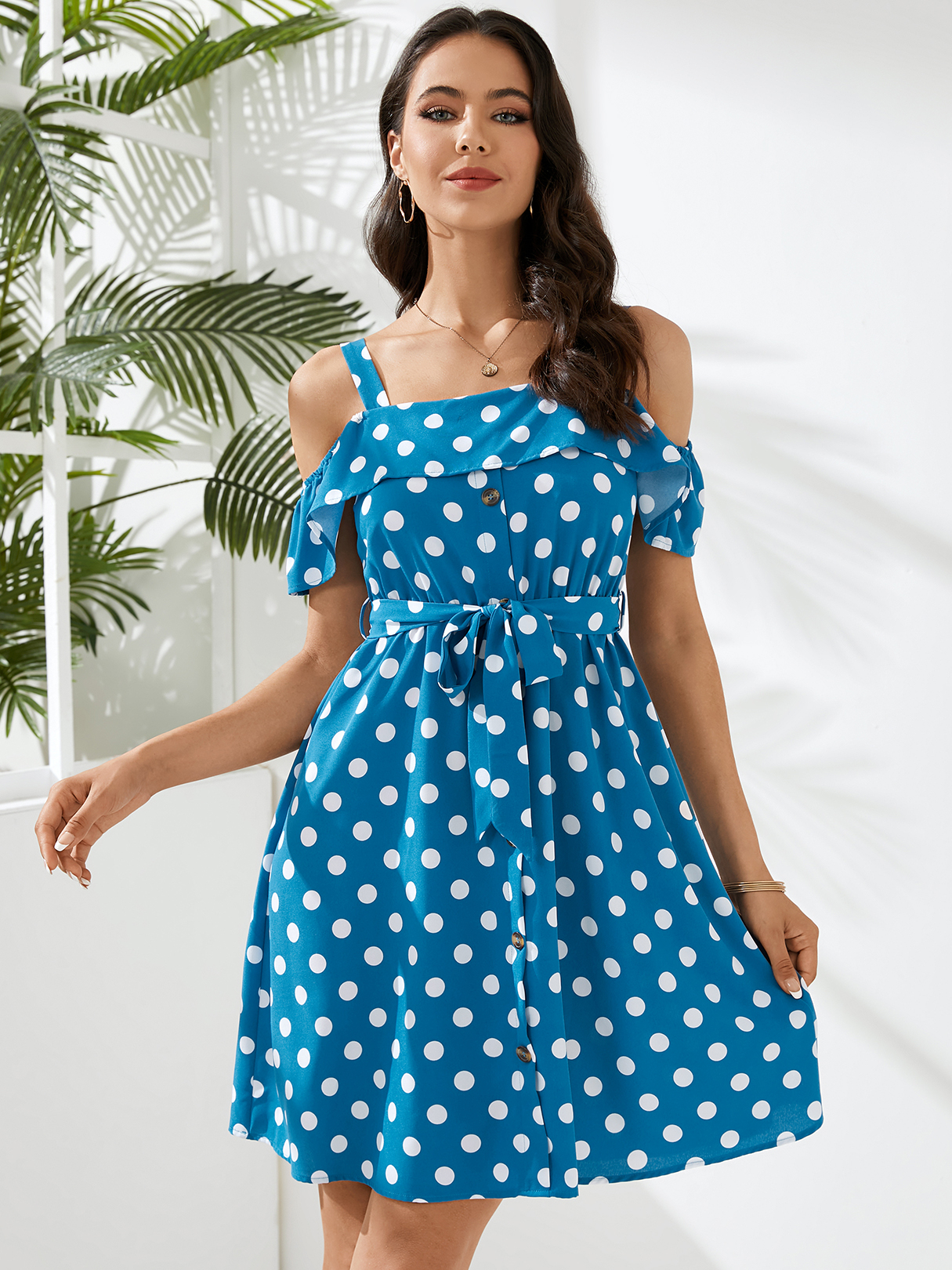 YOINS Polka Dot Gürtel Design Frontknopf Cold Shoulder Mini Kleid günstig online kaufen