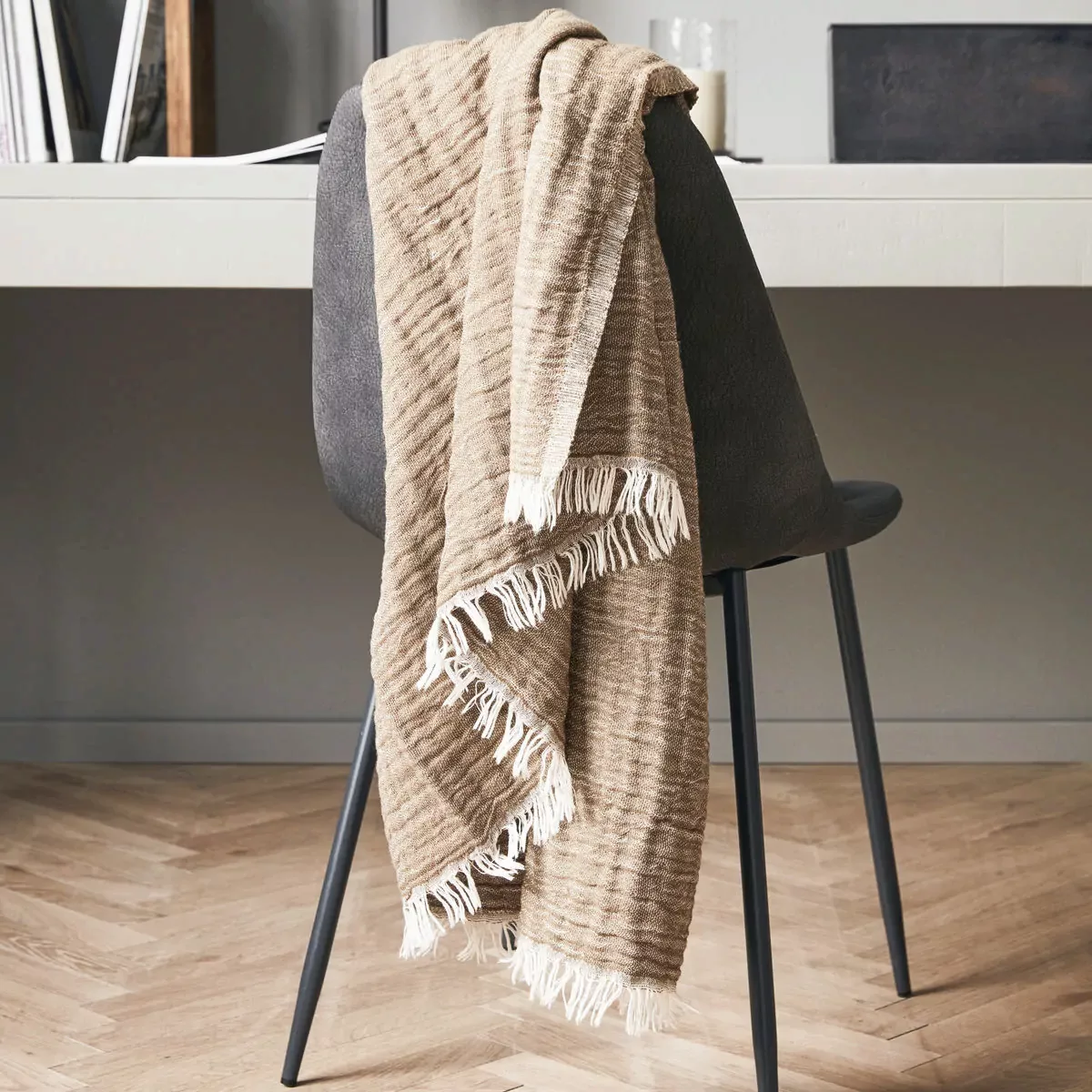 Decke Alice aus Baumwolle in Braun mit Fransen günstig online kaufen