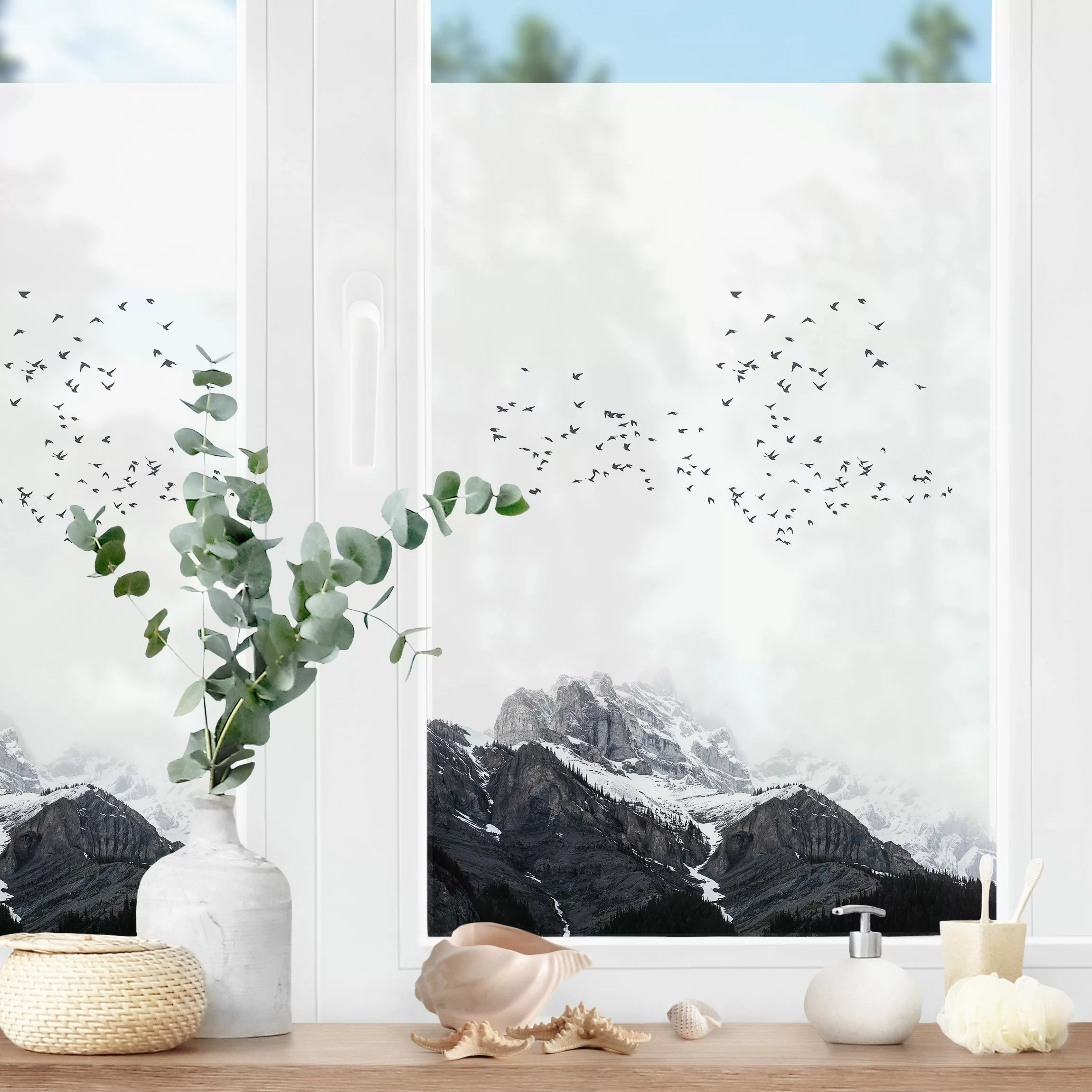 Fensterfolie Vogelschwarm vor Bergen Schwarz Weiß günstig online kaufen