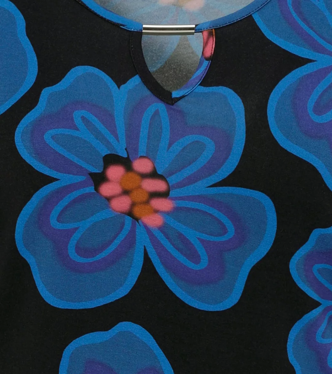 Aniston SELECTED Langarmshirt, mit plakativem Blütendruck - NEUE KOLLEKTION günstig online kaufen