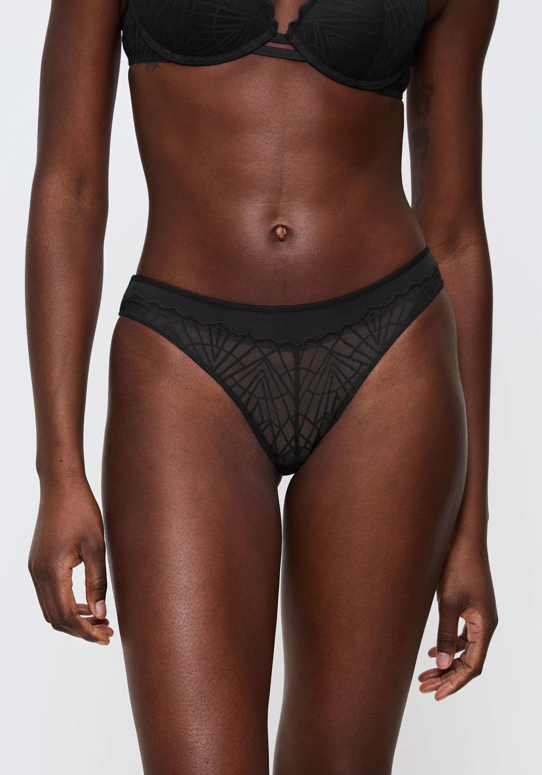 Triumph Brasilslip "That Night in Vegas", aus Spitze und Mesh, elastisch, f günstig online kaufen