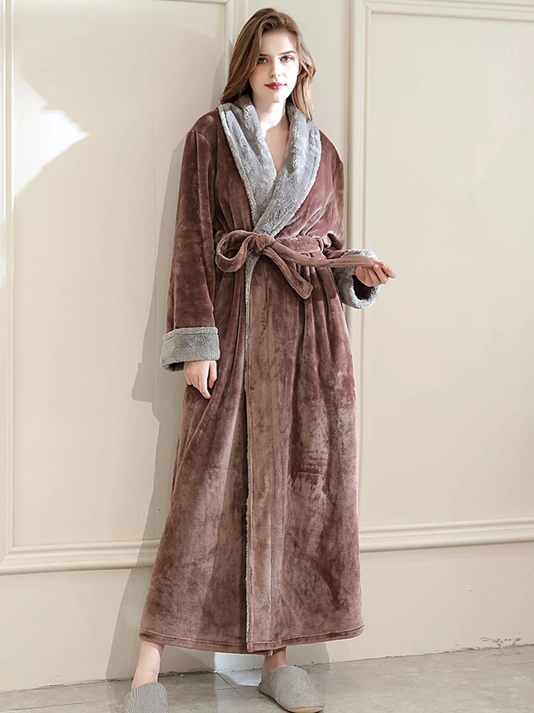 Plus Size Long Pink Robe Flanelle Soft Patchwork-Gürtel-Pyjama mit Taschen günstig online kaufen