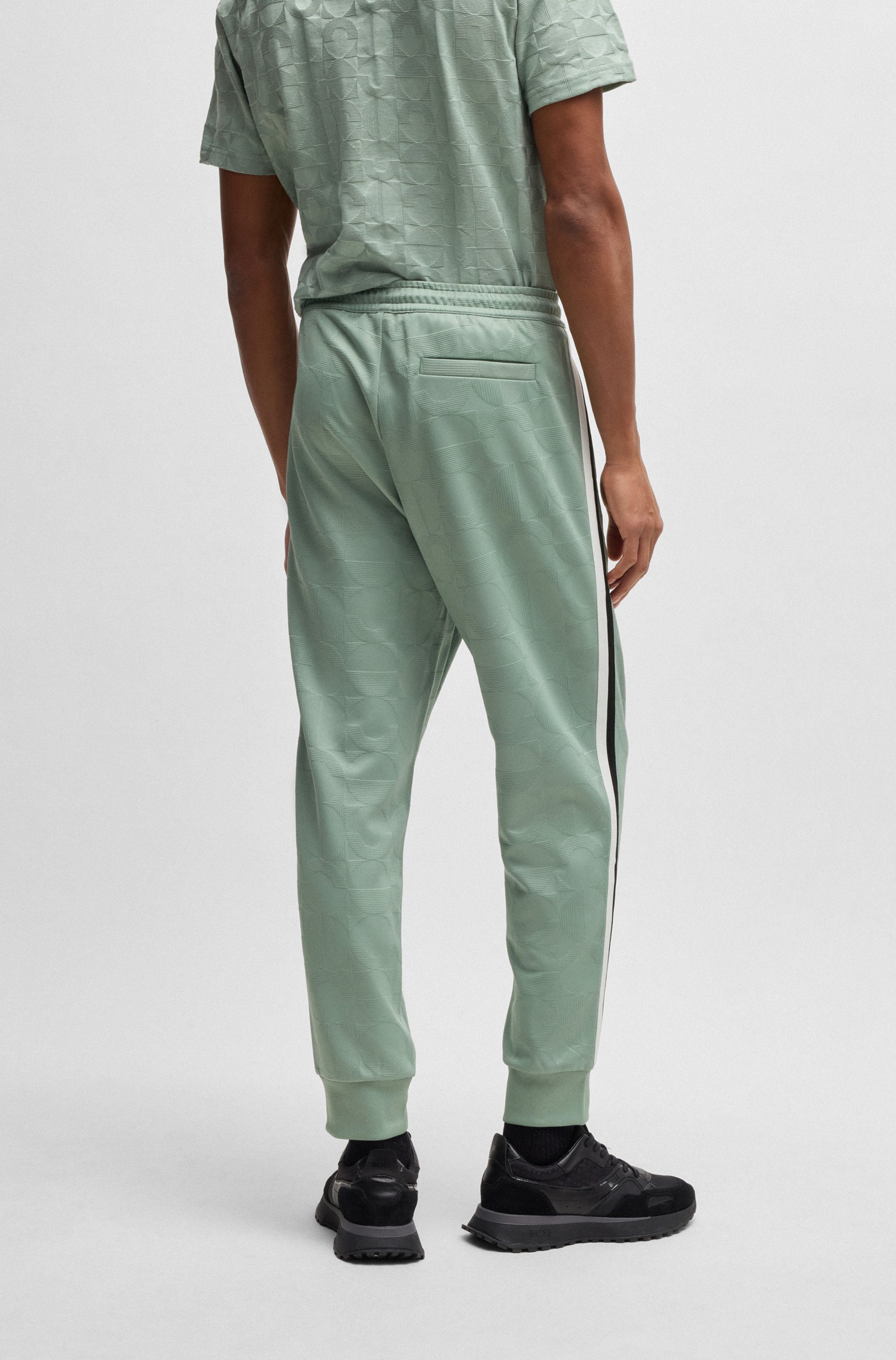 BOSS GREEN Sweathose "Hover Striped C", mit kontrastfarbigem Streifen günstig online kaufen