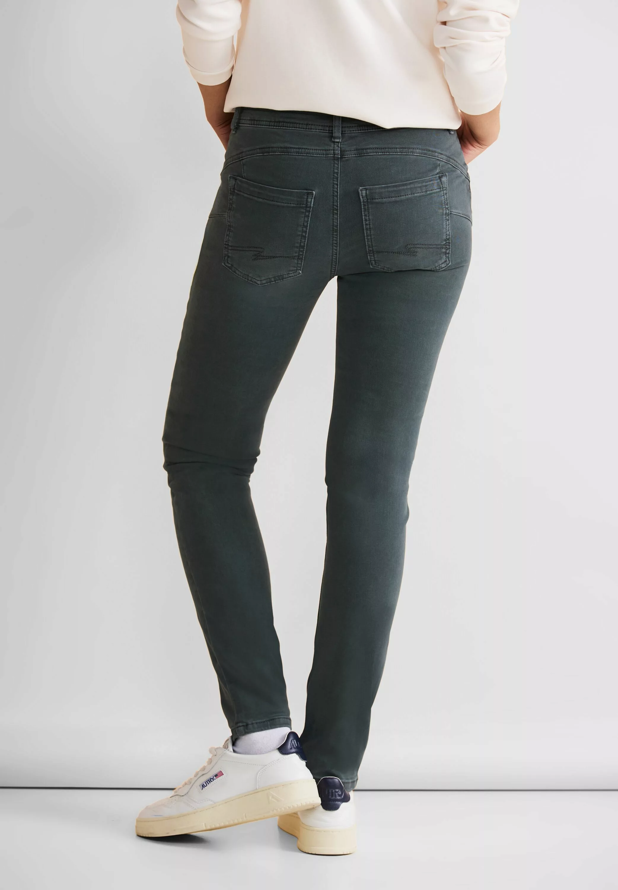 STREET ONE Loose-fit-Jeans, Middle Waist günstig online kaufen