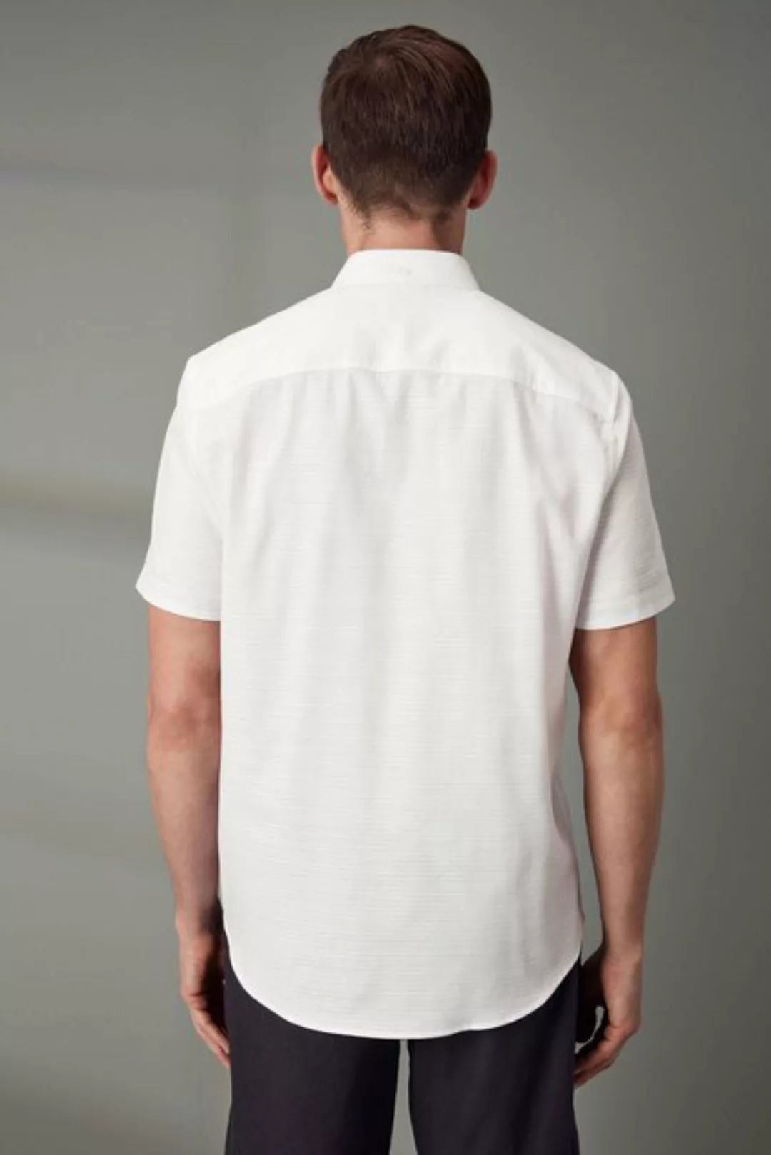 Next Kurzarmhemd Strukturiertes Kurzarmhemd mit Besatz (1-tlg) günstig online kaufen