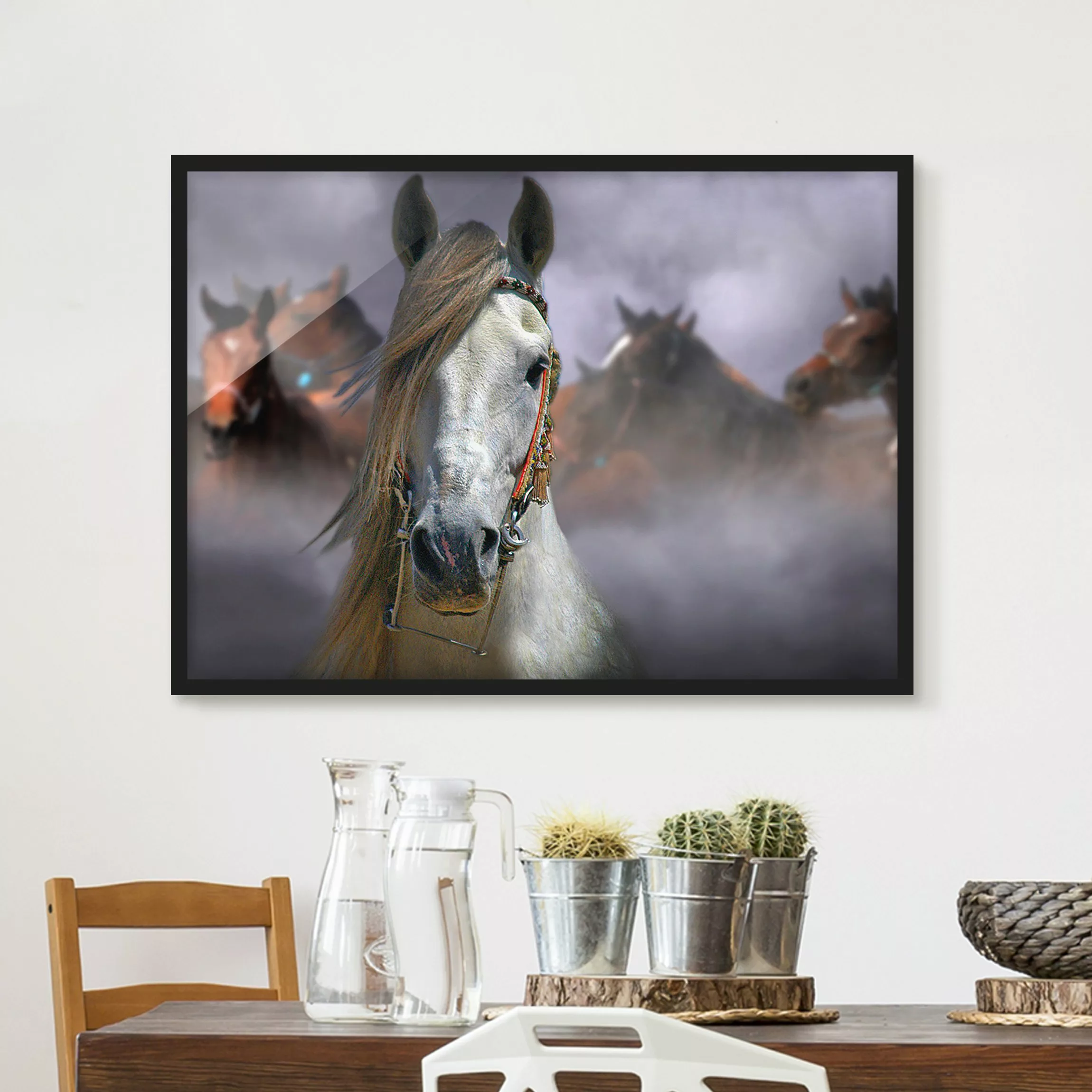 Bild mit Rahmen Tiere - Querformat Horses in the Dust günstig online kaufen