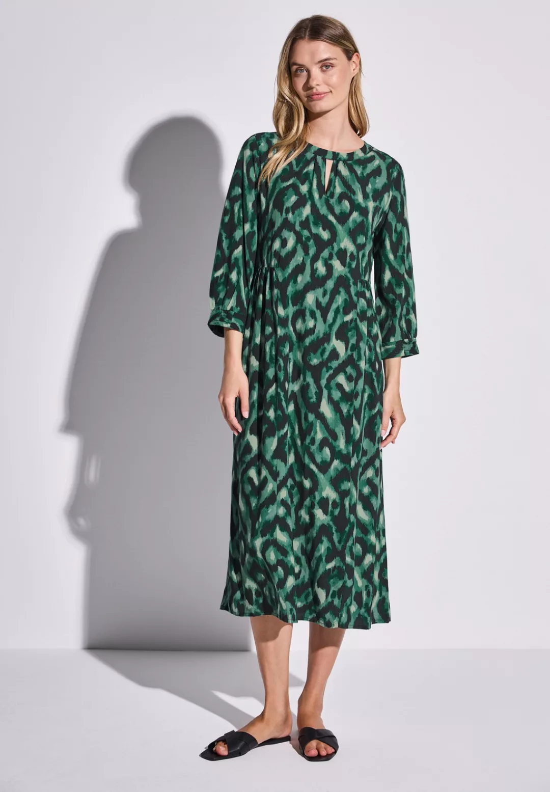 STREET ONE Midikleid, aus Viskose günstig online kaufen