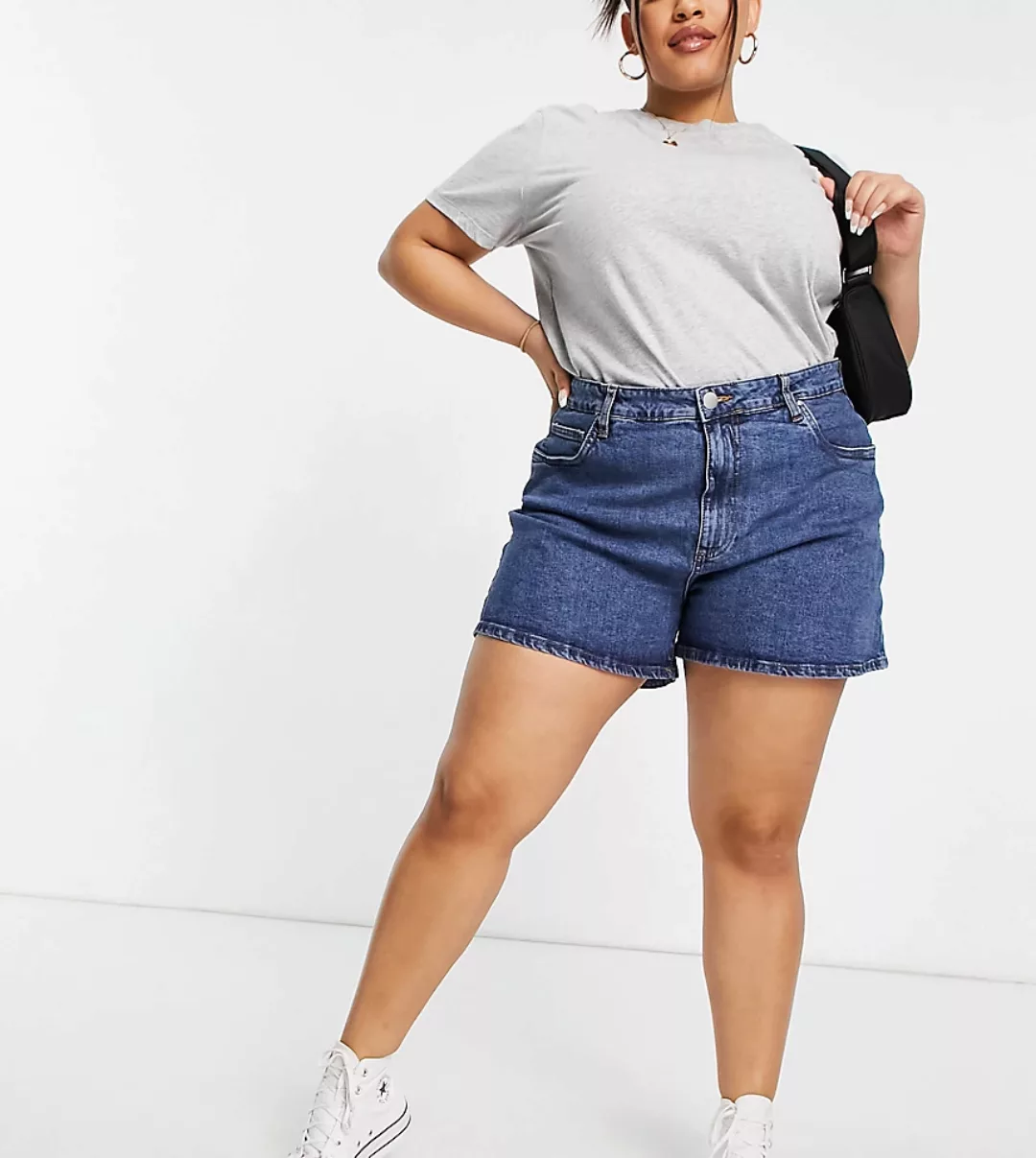 Cotton On Curve – Mom-Shorts mit hohem Bund in verwaschenem Mittelblau günstig online kaufen