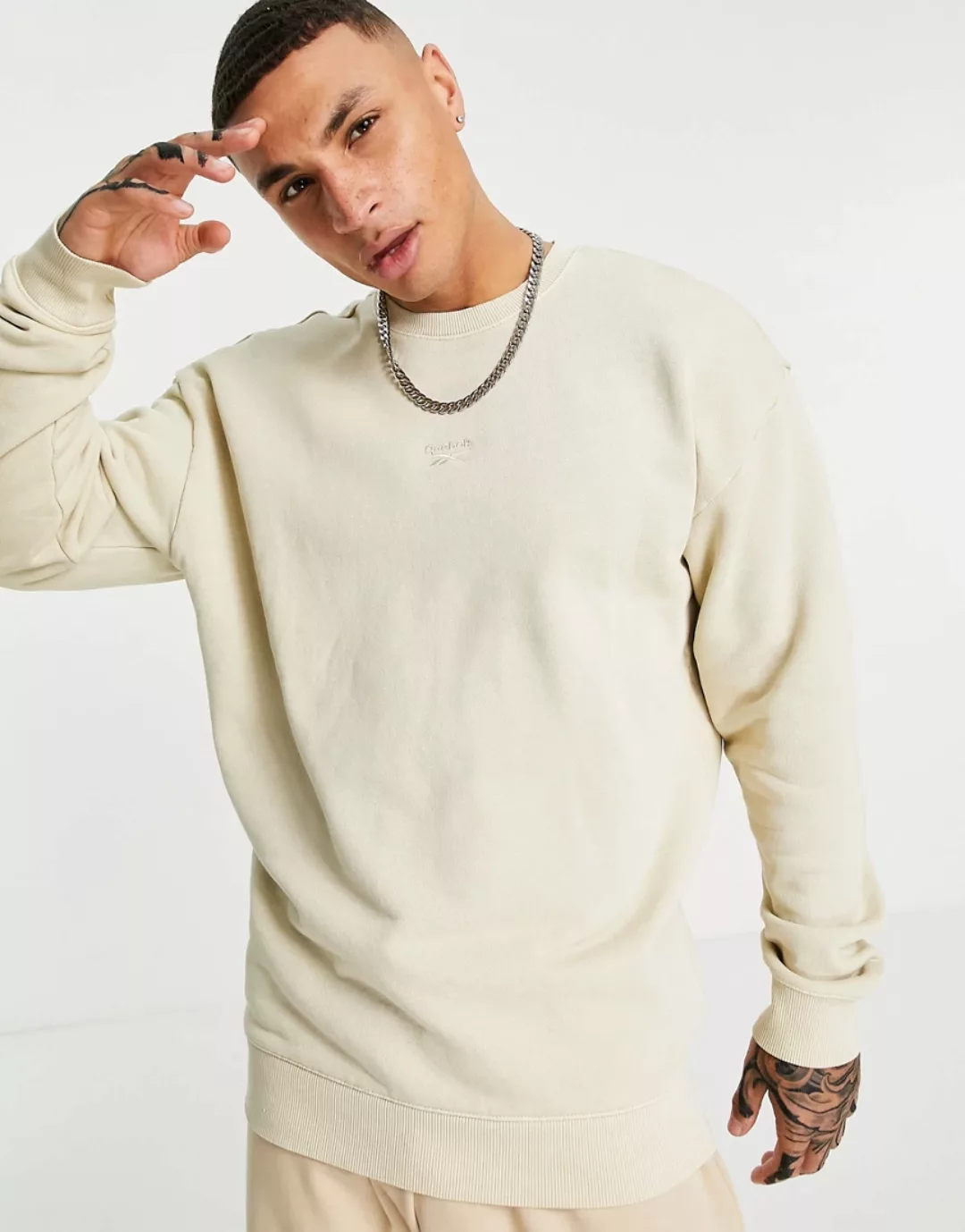 Reebok Classics – Natürlich gefärbtes Sweatshirt in Creme-Weiß günstig online kaufen