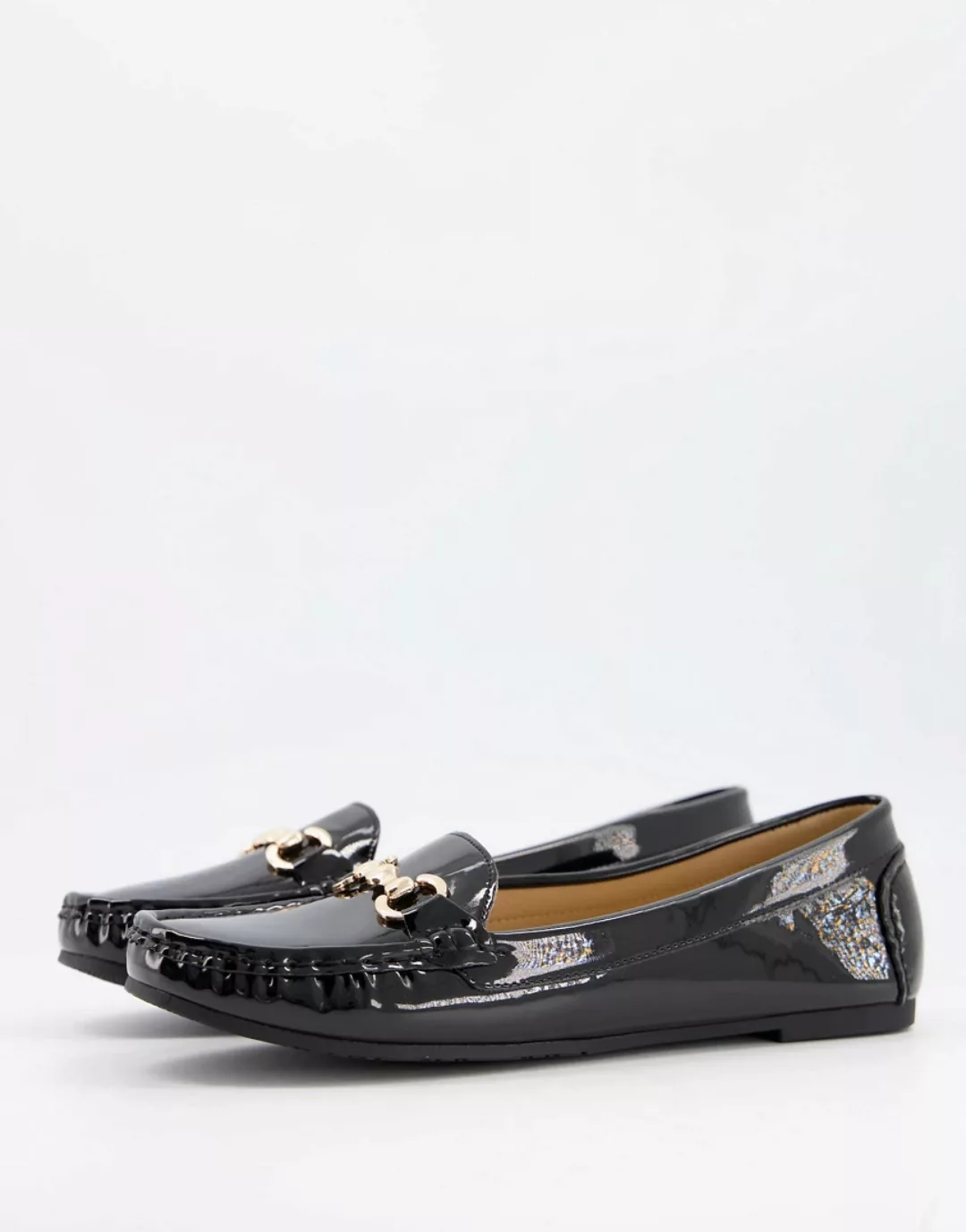 Truffle Collection – Flache, schwarz lackierte Loafer mit Metallbesatz günstig online kaufen