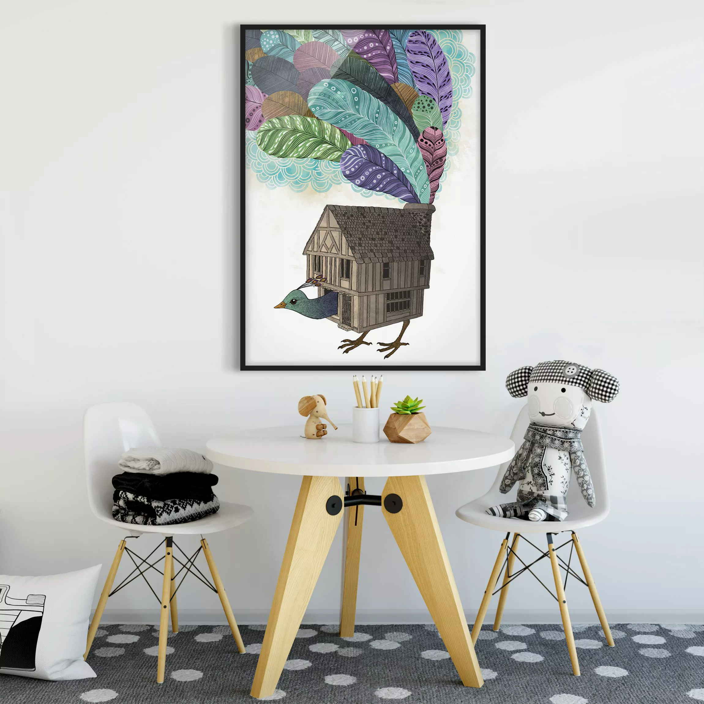 Bild mit Rahmen Tiere - Hochformat Illustration Vogel Haus mit Federn günstig online kaufen