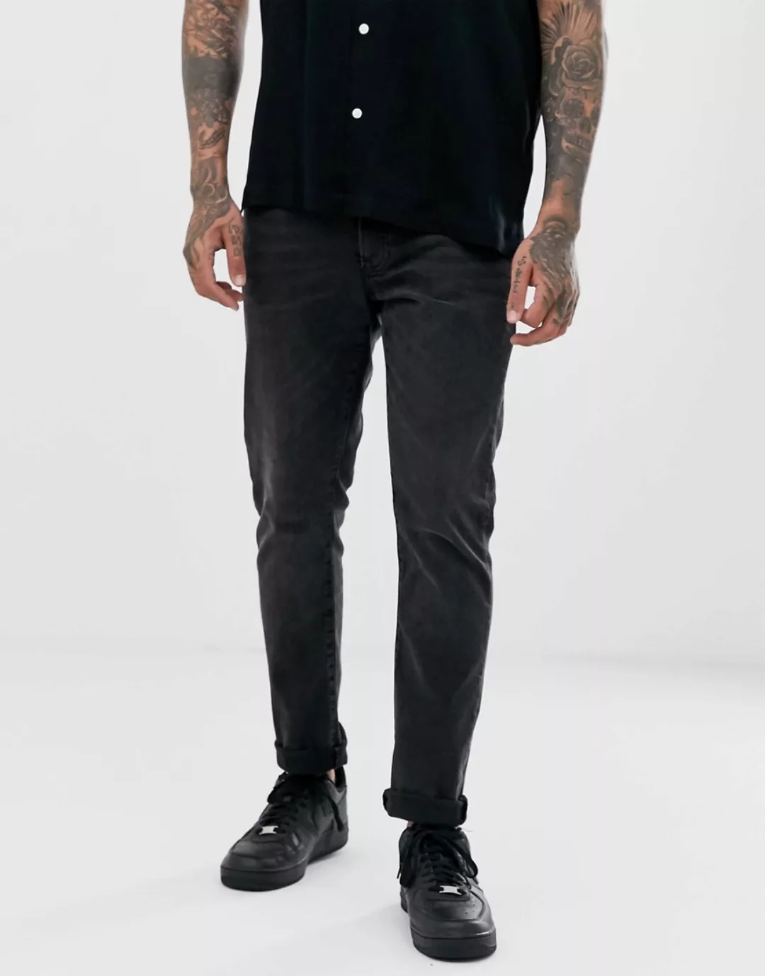 Topman – Schmale Jeans in verwaschenem Schwarz günstig online kaufen