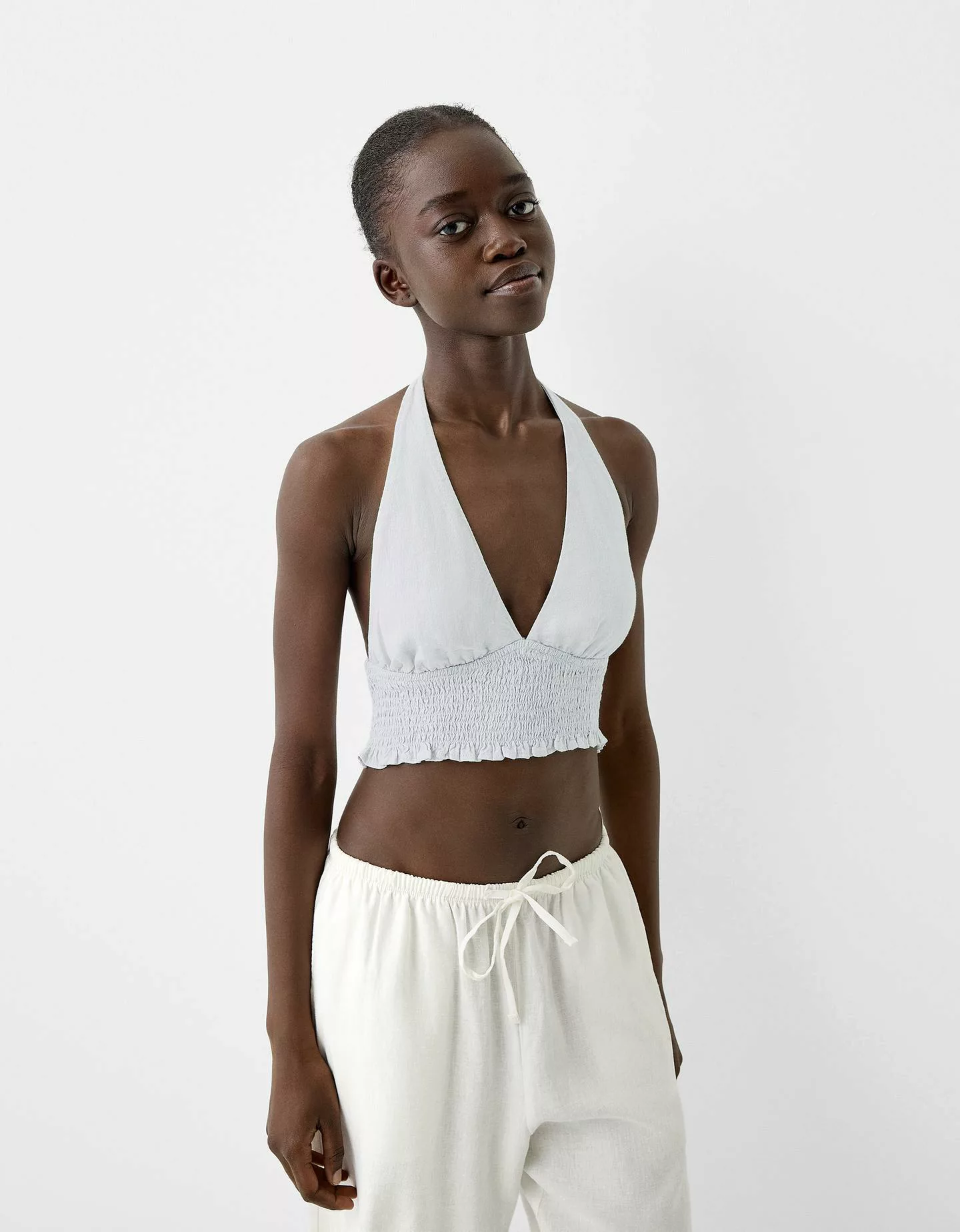 Bershka Cropped-Top Mit Neckholder Und Leinen Damen L Hellblau günstig online kaufen