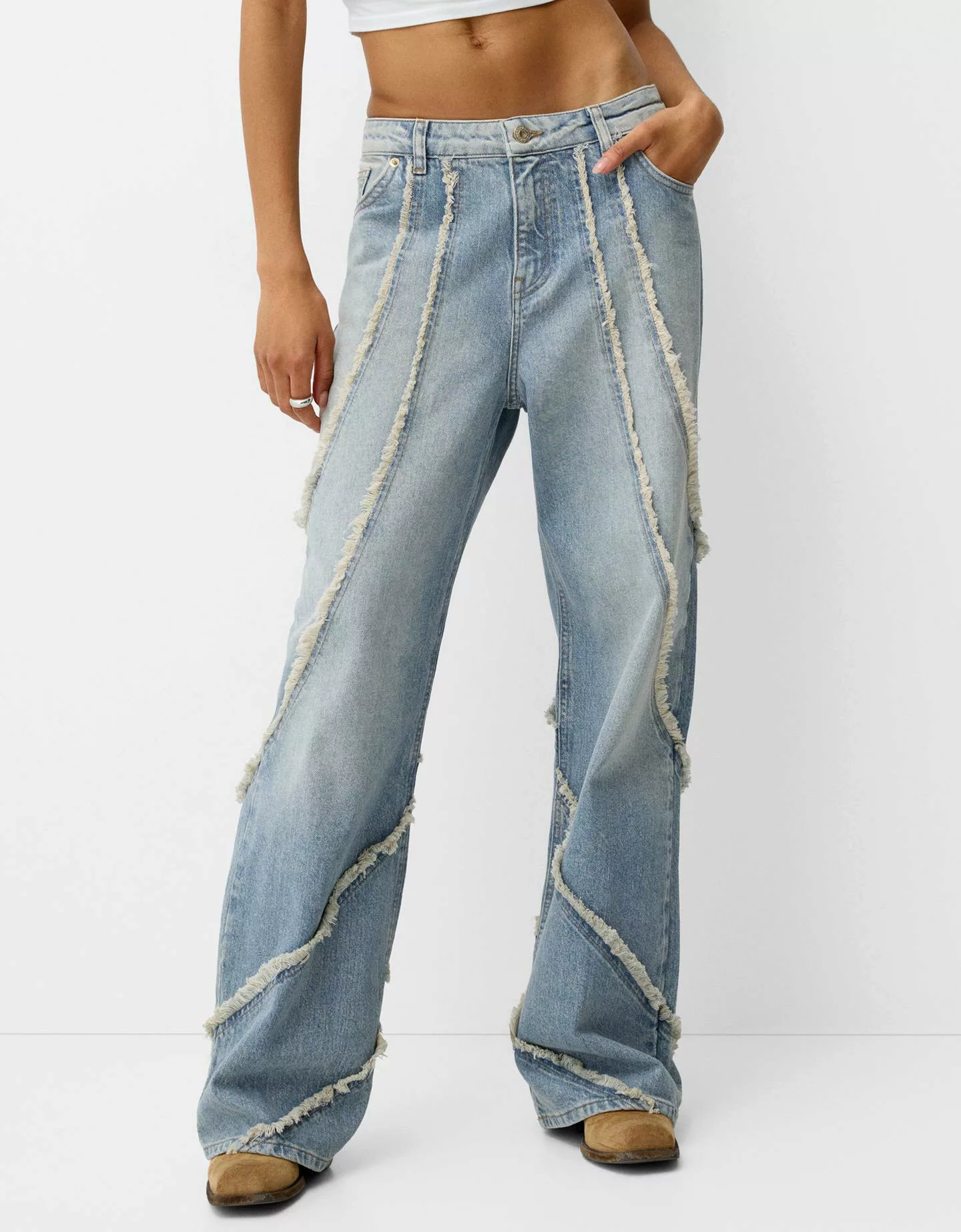 Bershka Baggy-Jeans Mit Ziernähten Damen 40 Ausgewaschenes Blau günstig online kaufen