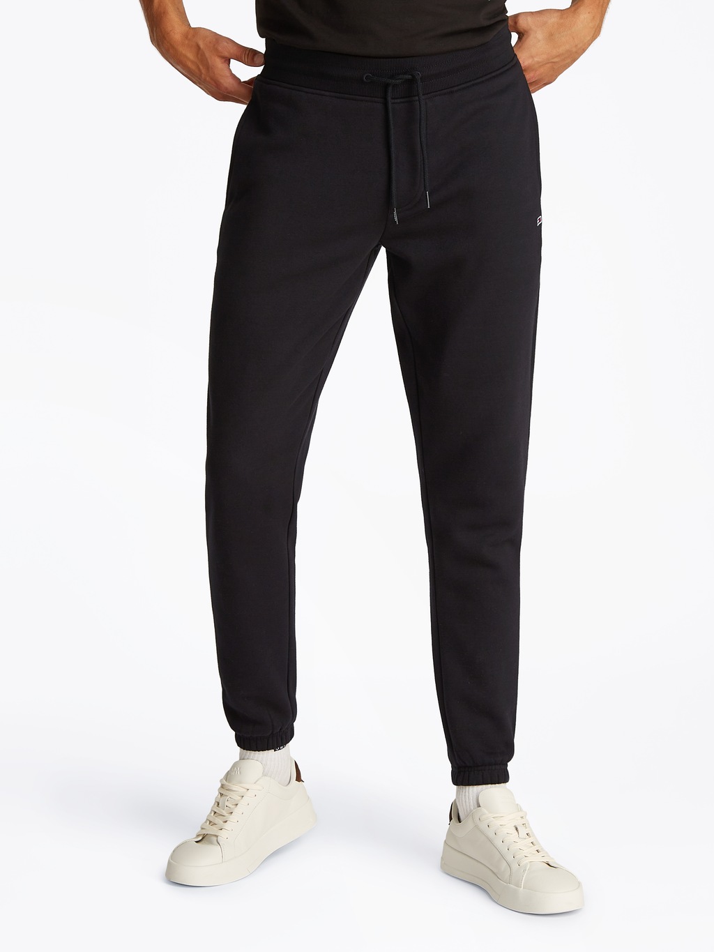Tommy Jeans Sweathose "TJM SLIM S FLAG SWEATPANT", Mit Kordelzug günstig online kaufen
