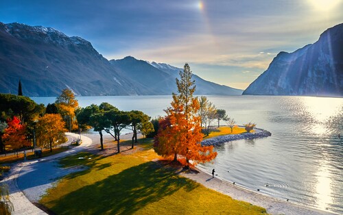 Papermoon Fototapete »BLICK AUF ALPENSEE« günstig online kaufen