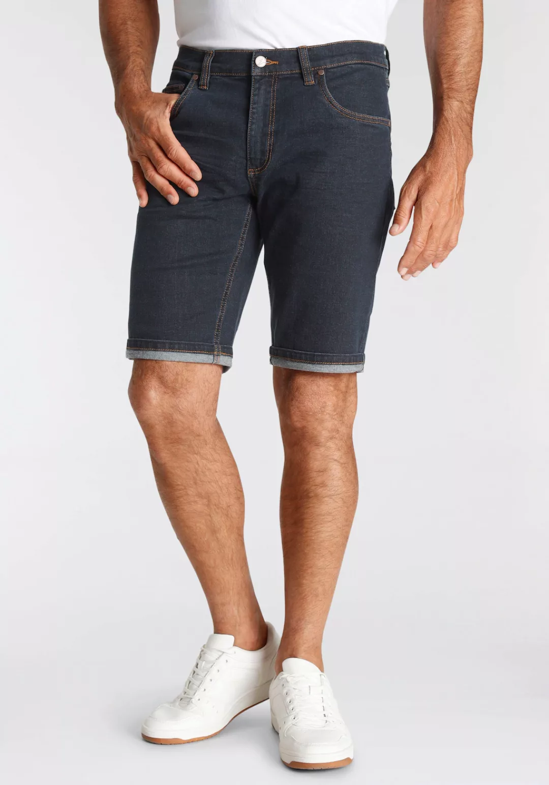 Arizona Jeansshorts, gerader Schnitt, knieumspielende Länge, niedrige Leibh günstig online kaufen