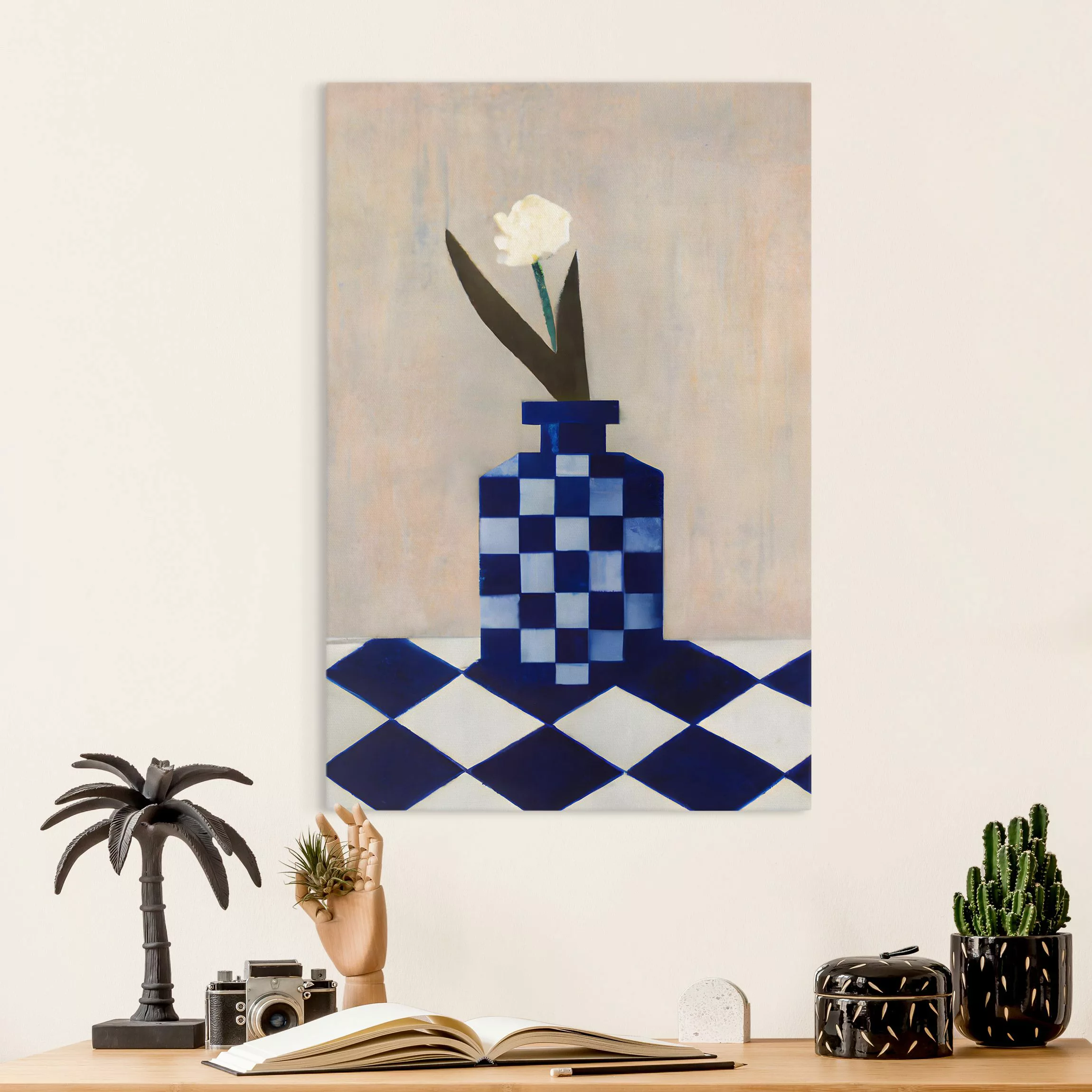 Leinwandbild Kleine blau-karierte Vase günstig online kaufen