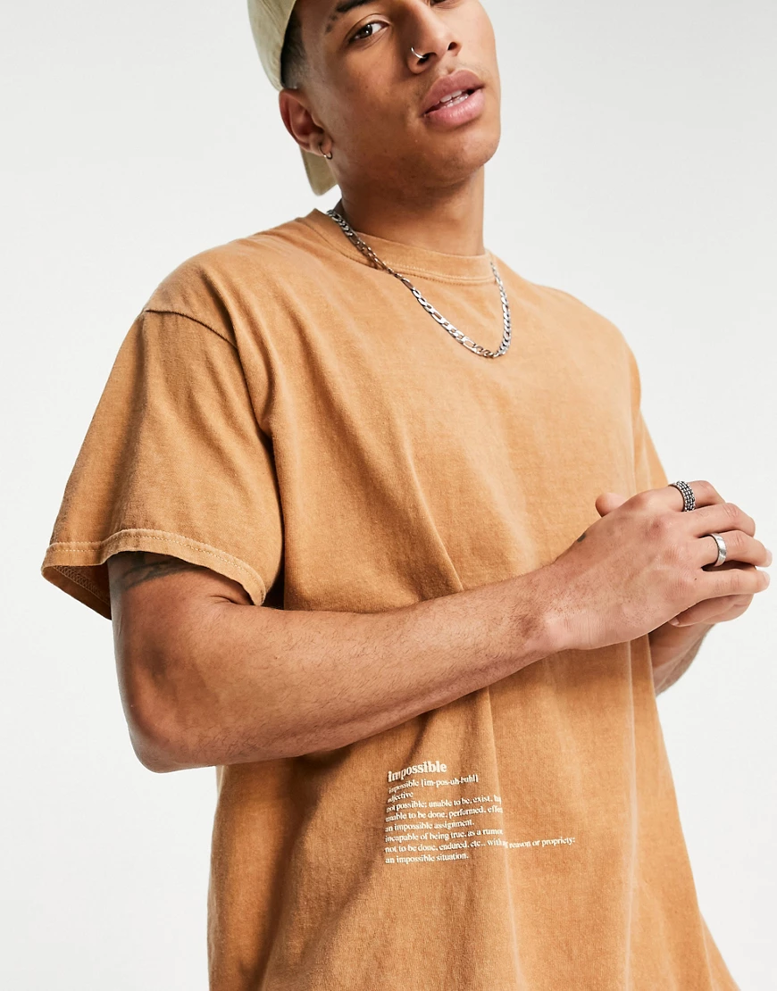 Topman – Oversize T-Shirt in Braun mit „Impossible“-Print am Saum günstig online kaufen