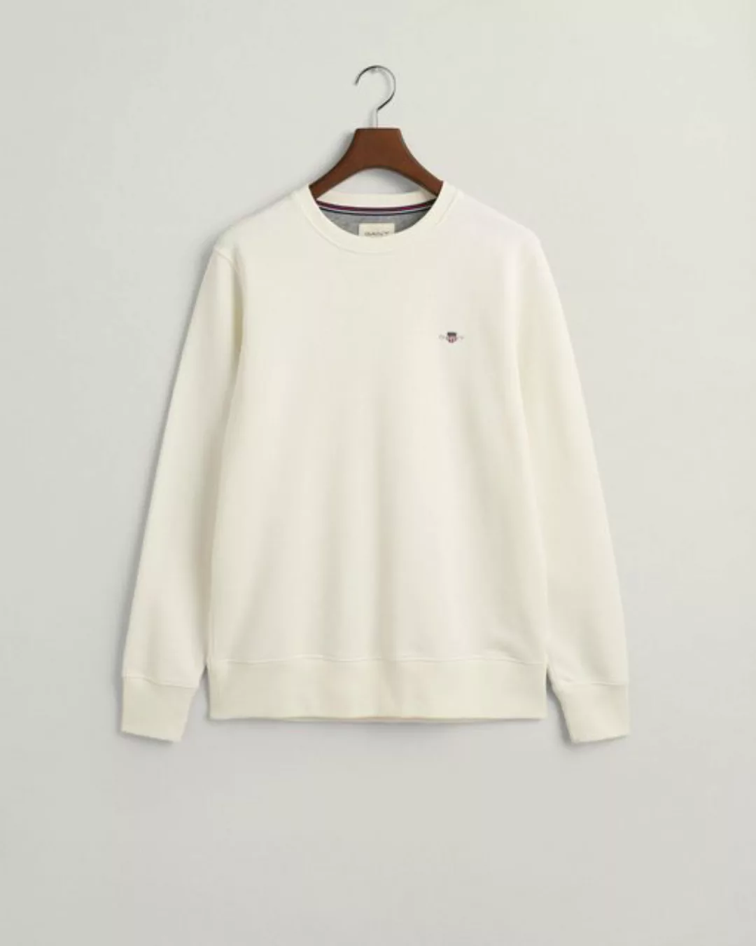 Gant Sweatshirt REG SHIELD C-NECK SWEAT mit Logostickerei auf der Brust günstig online kaufen