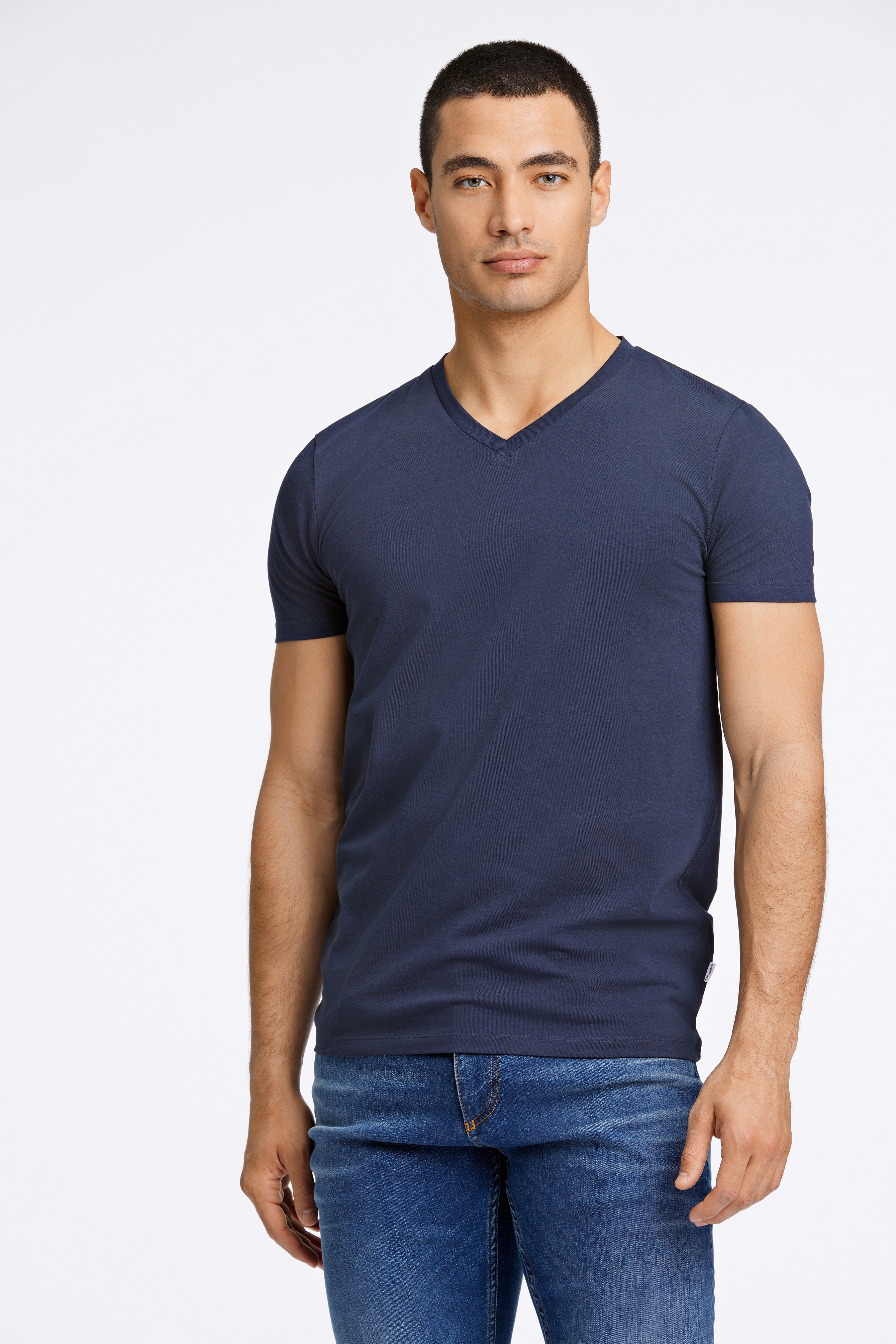 LINDBERGH T-Shirt mit V-Ausschnitt günstig online kaufen