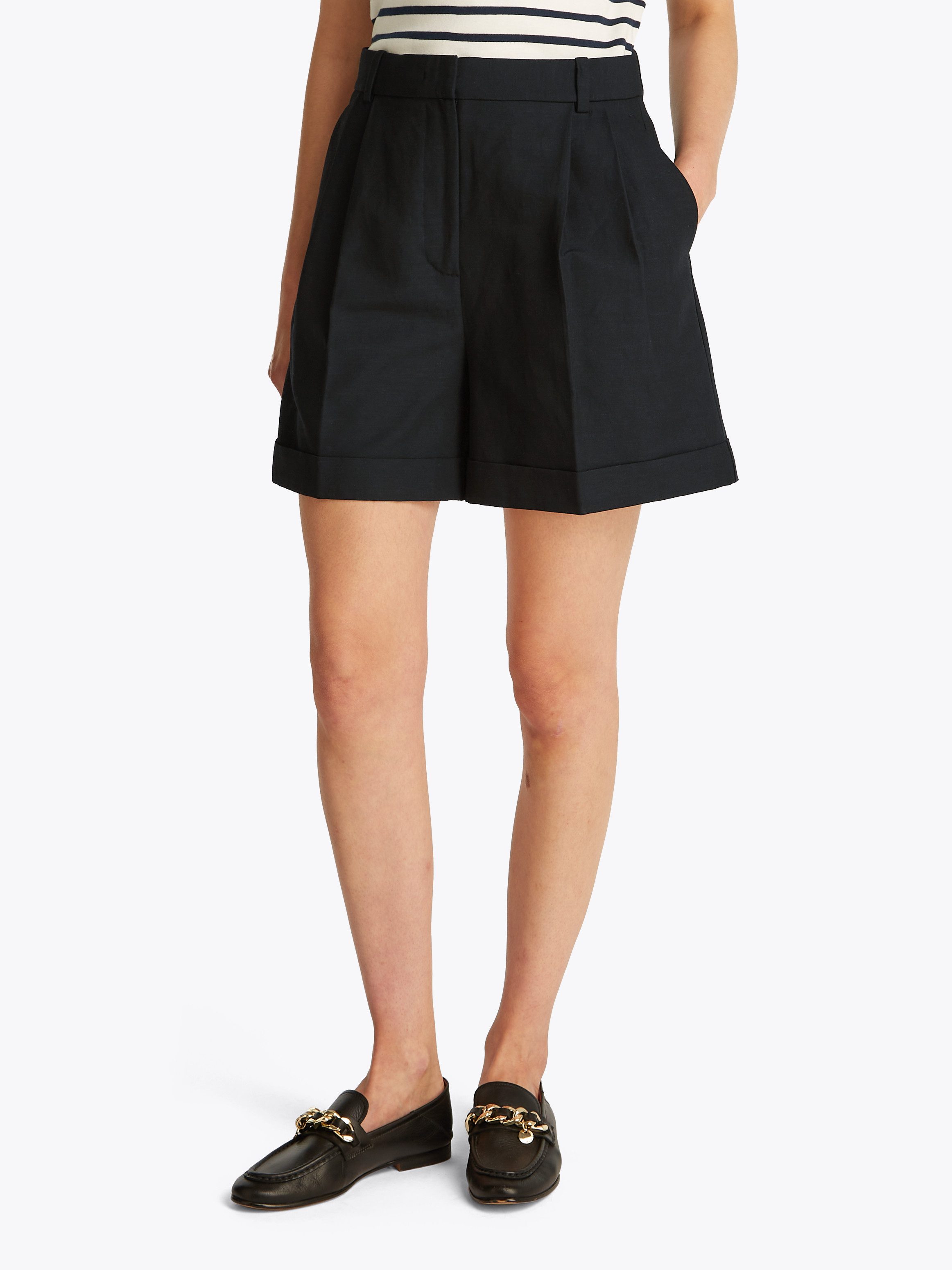 Tommy Hilfiger Shorts "LINEN MIX PLEATED SHORT", mit Falten,kühlendes Premi günstig online kaufen