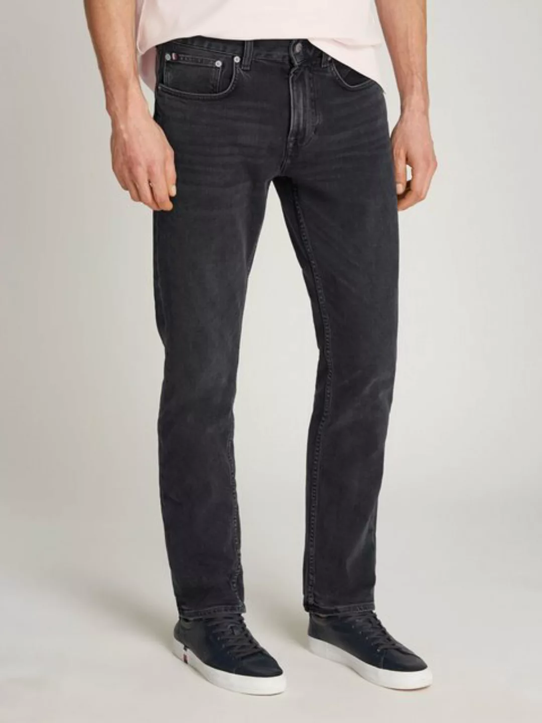 Tommy Hilfiger Straight-Jeans STRAIGHT DENTON STR CLARK BLACK in schwarzer günstig online kaufen