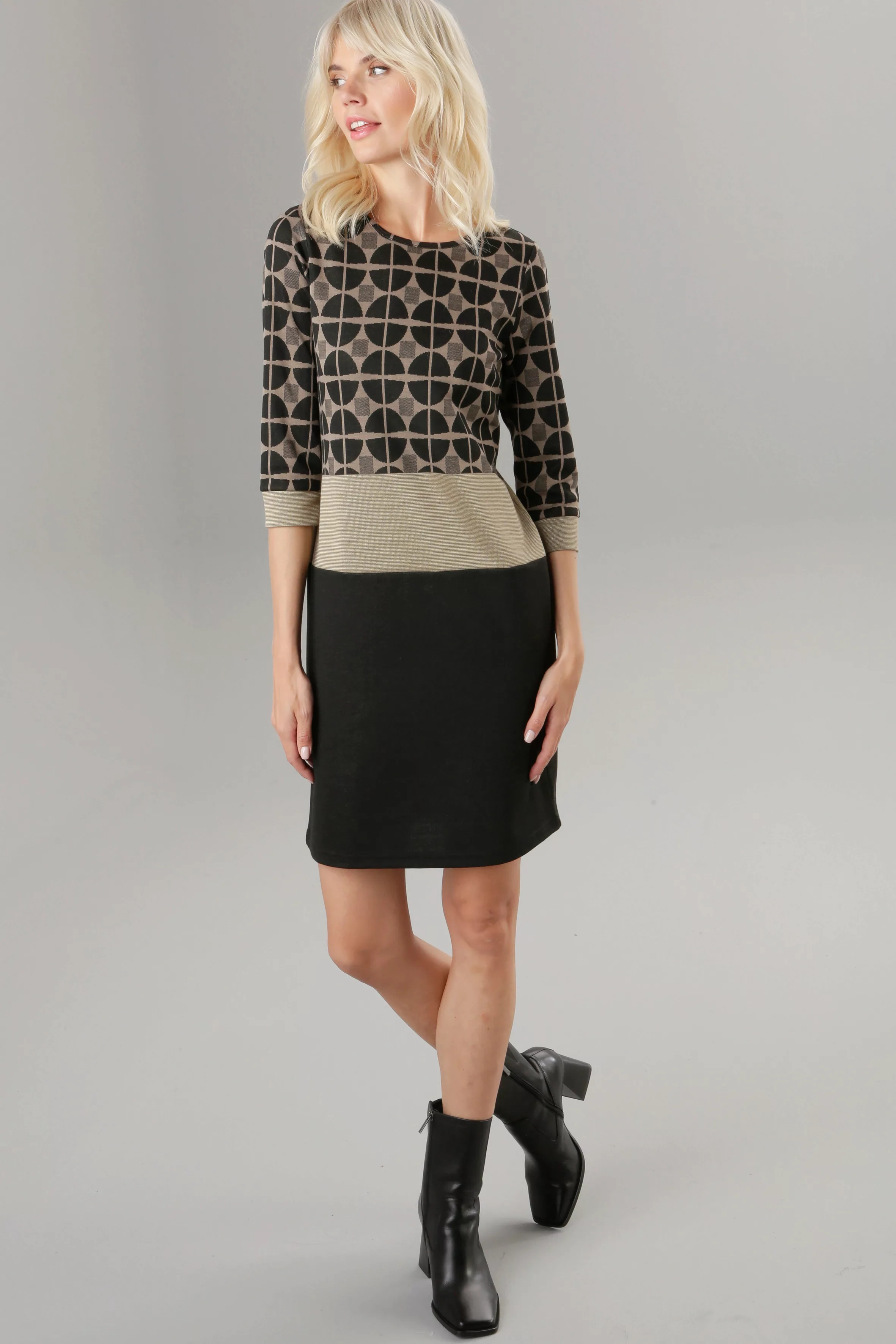Aniston SELECTED Jerseykleid, mit leicht glänzenden Parts günstig online kaufen